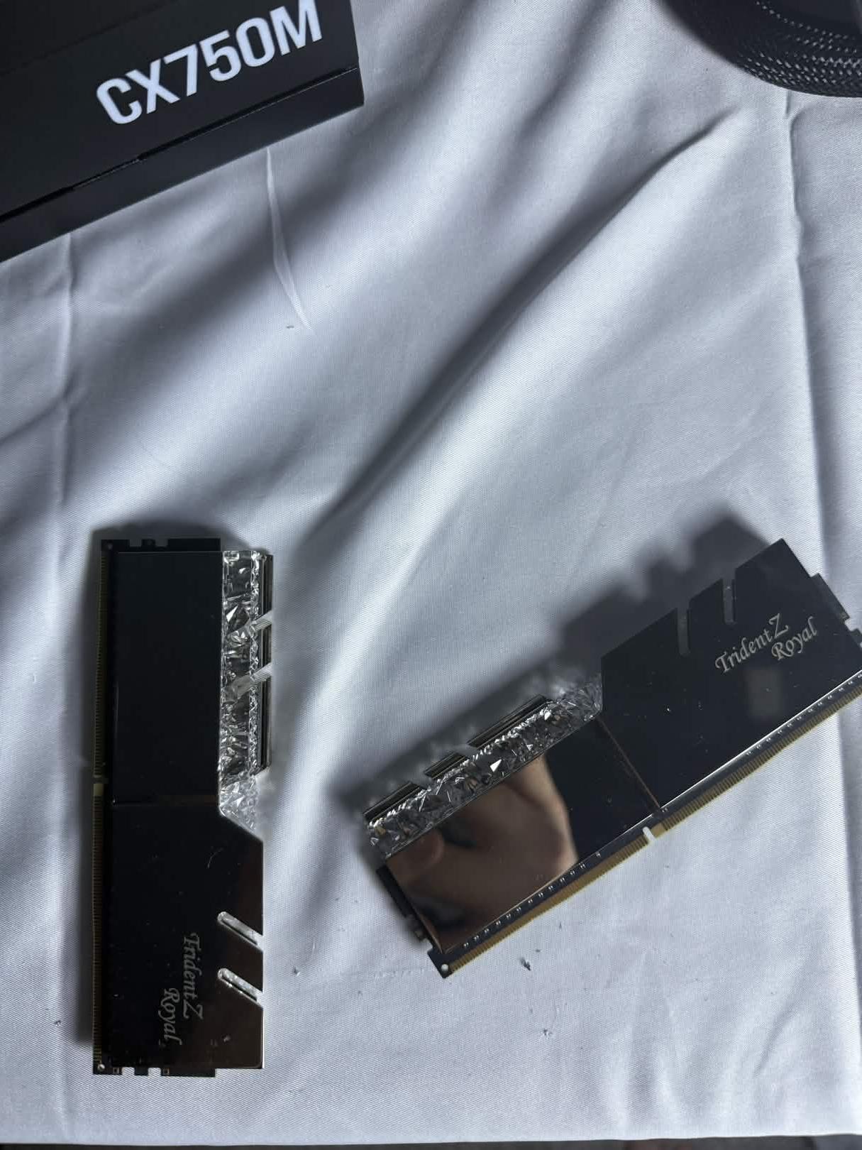 G.Skill Trident Royal 16gb (2x8) 3200 MHz DDR4 Ram