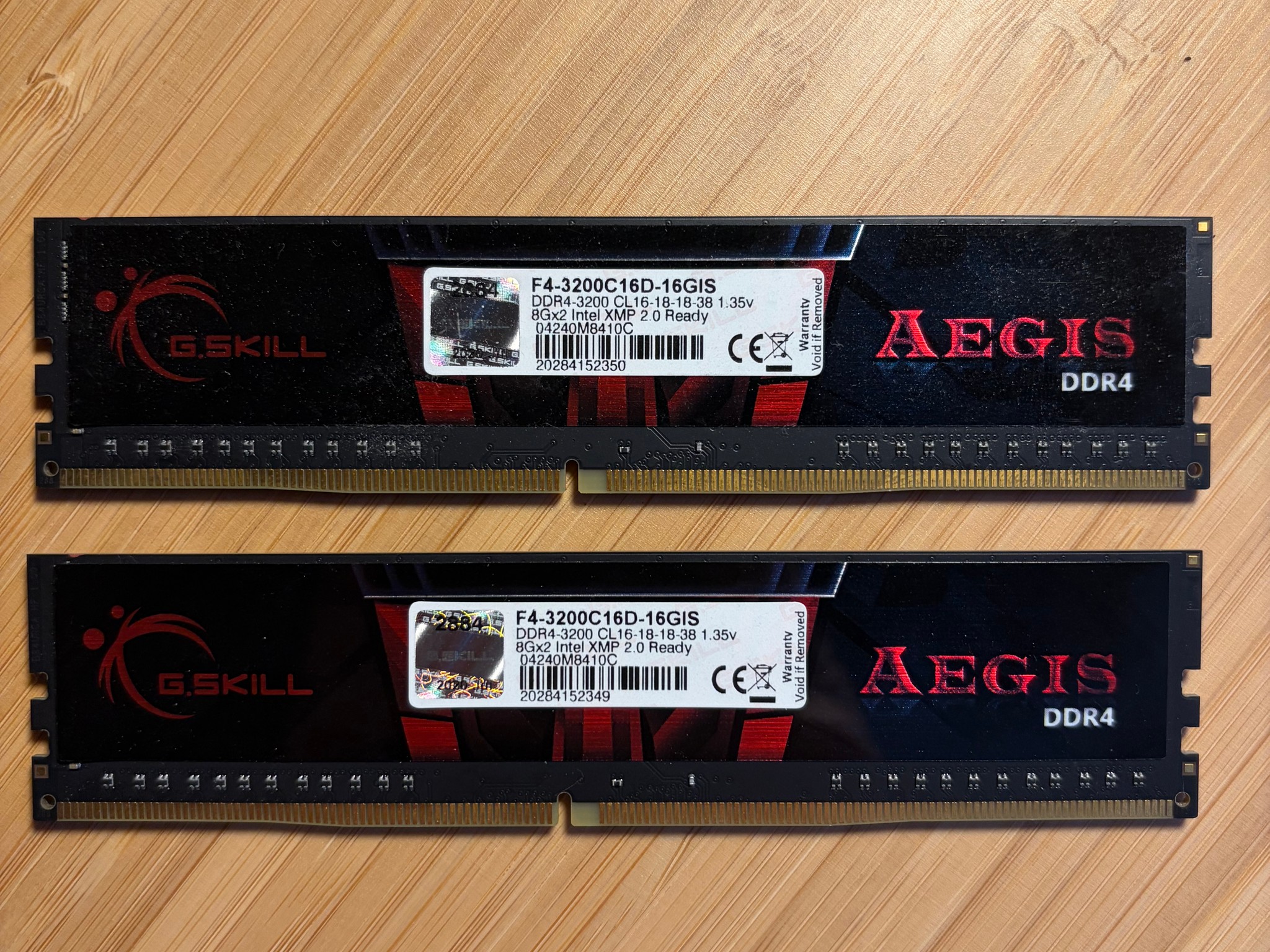 G.SKILL Aegis 16GB (2x8GB) DDR4-3200 288-Pin DIMM Intel XMP F4-3200C16D-16GIS