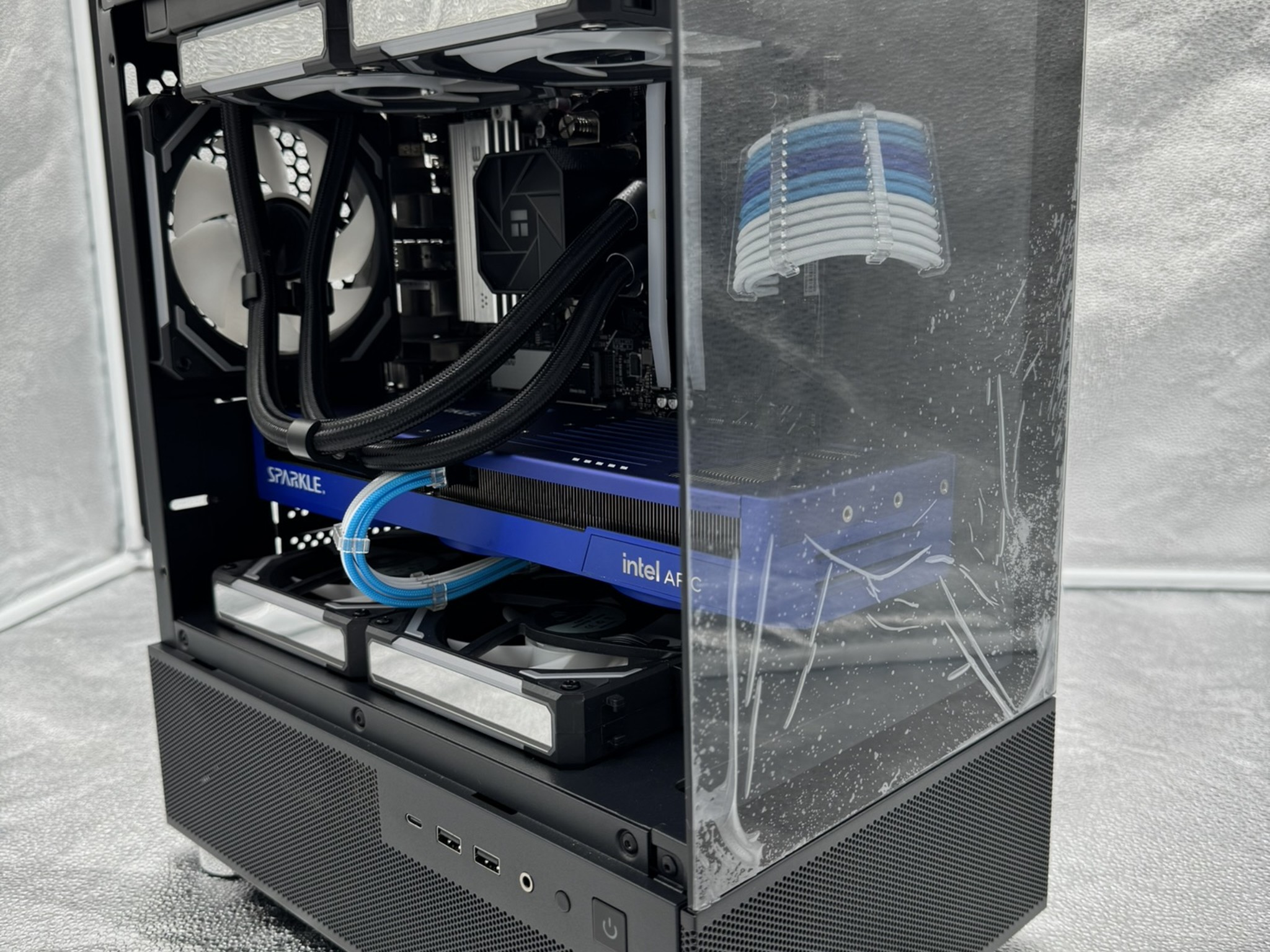 Intel ARC B580 | Ryzen 9600X | 32GB DDR5 | WIFI