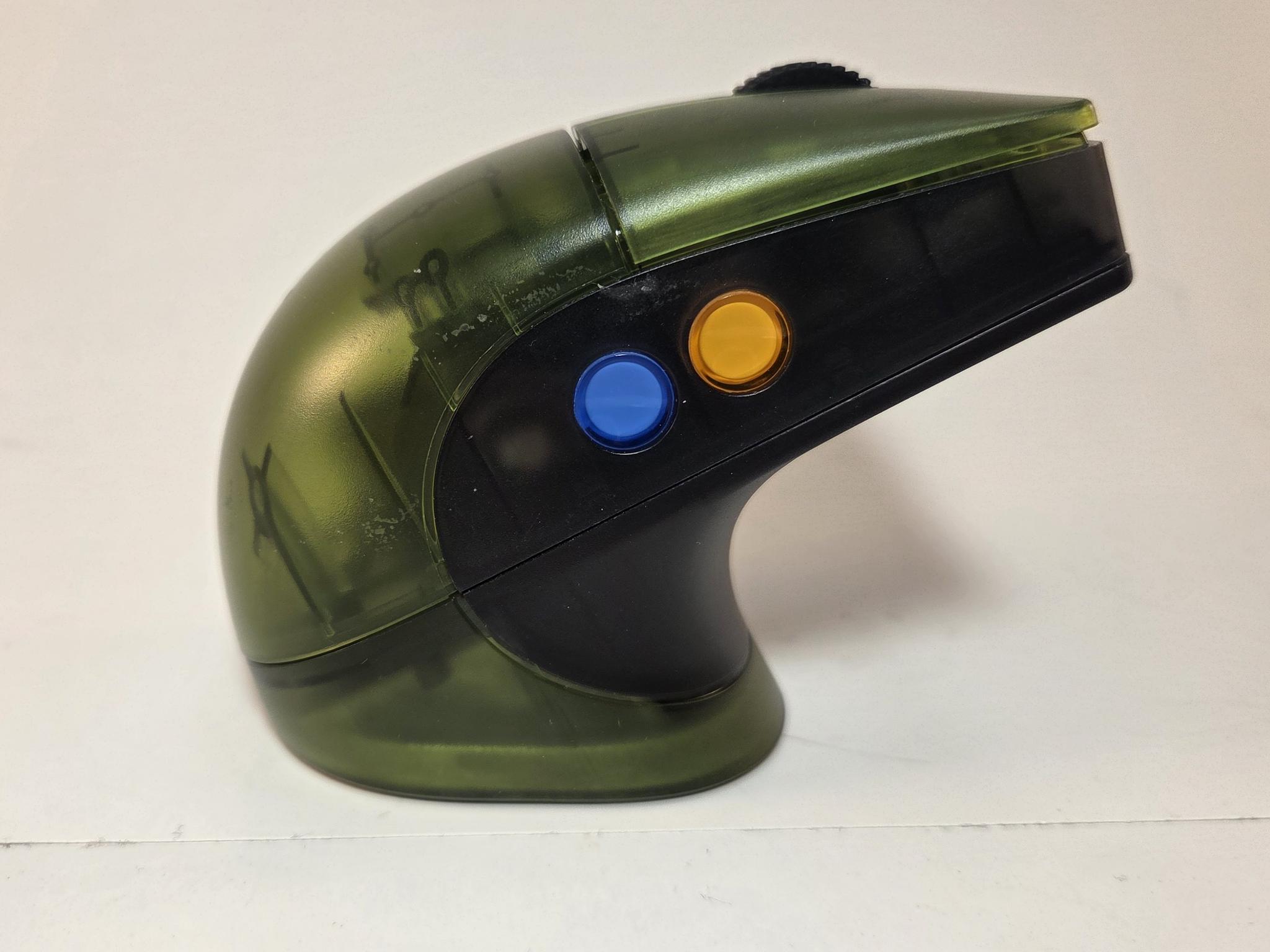 8bitdo Retro R8 Retro Mouse Xbox Theme