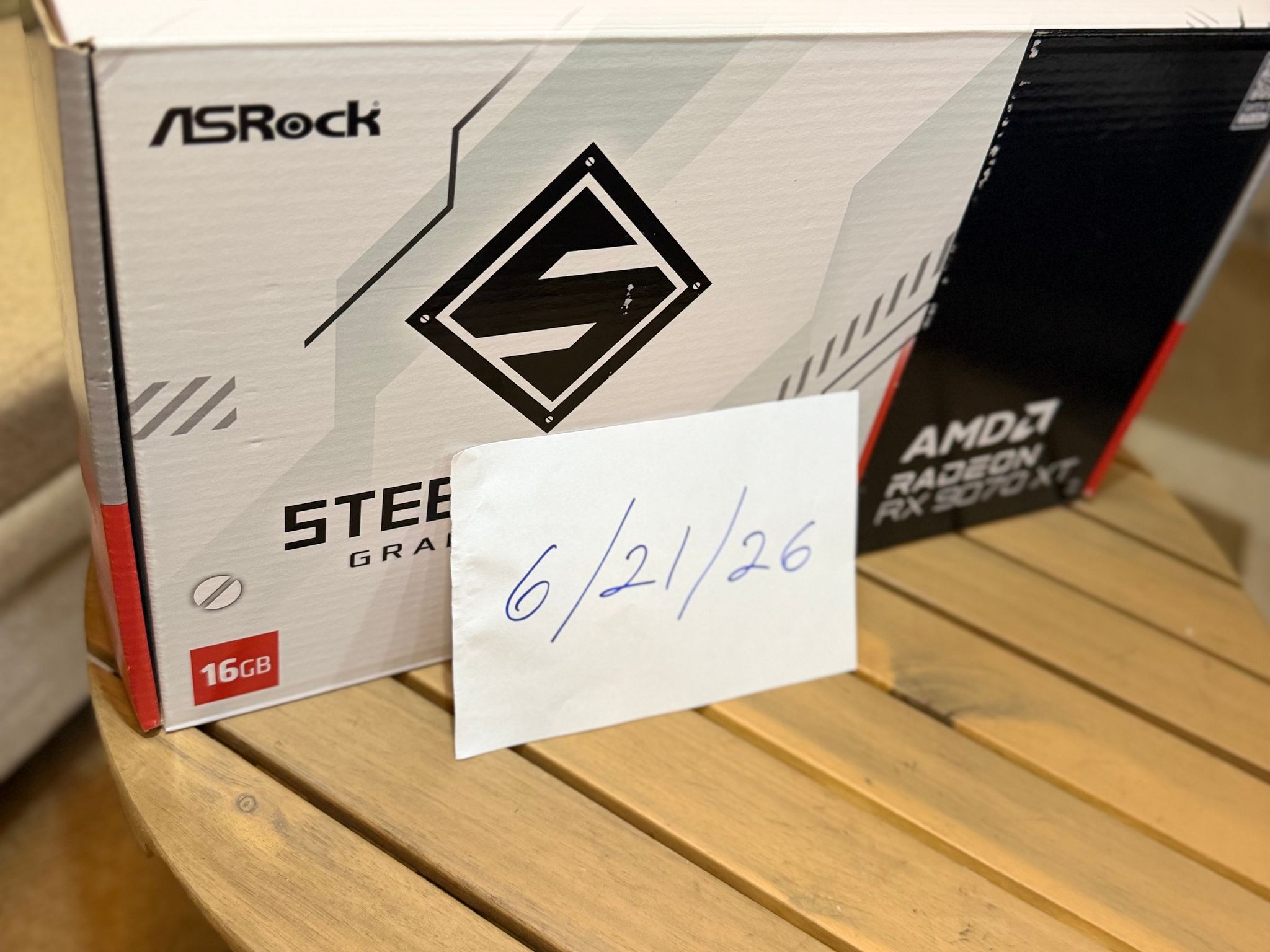 ASRock Steel Legend White RX 9070XT