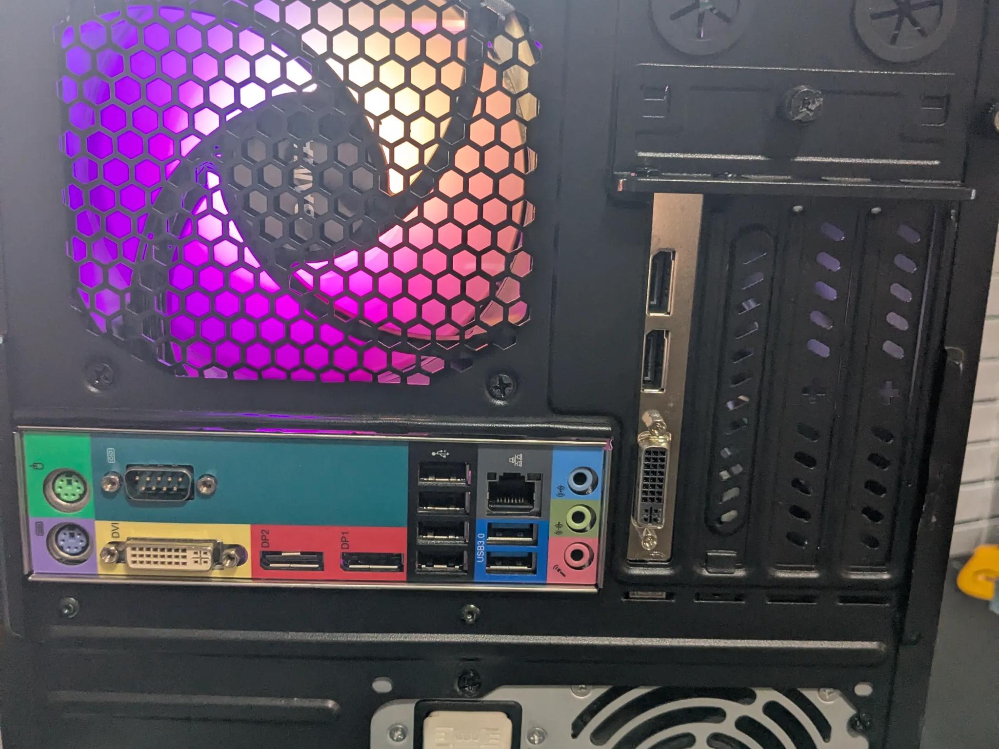 THE CUBE | Scratch and Dent | Budget NAS/Server/HTPC | i5-3470, 2GB AMD, 16GB RAM, 512GB SSD, Win10