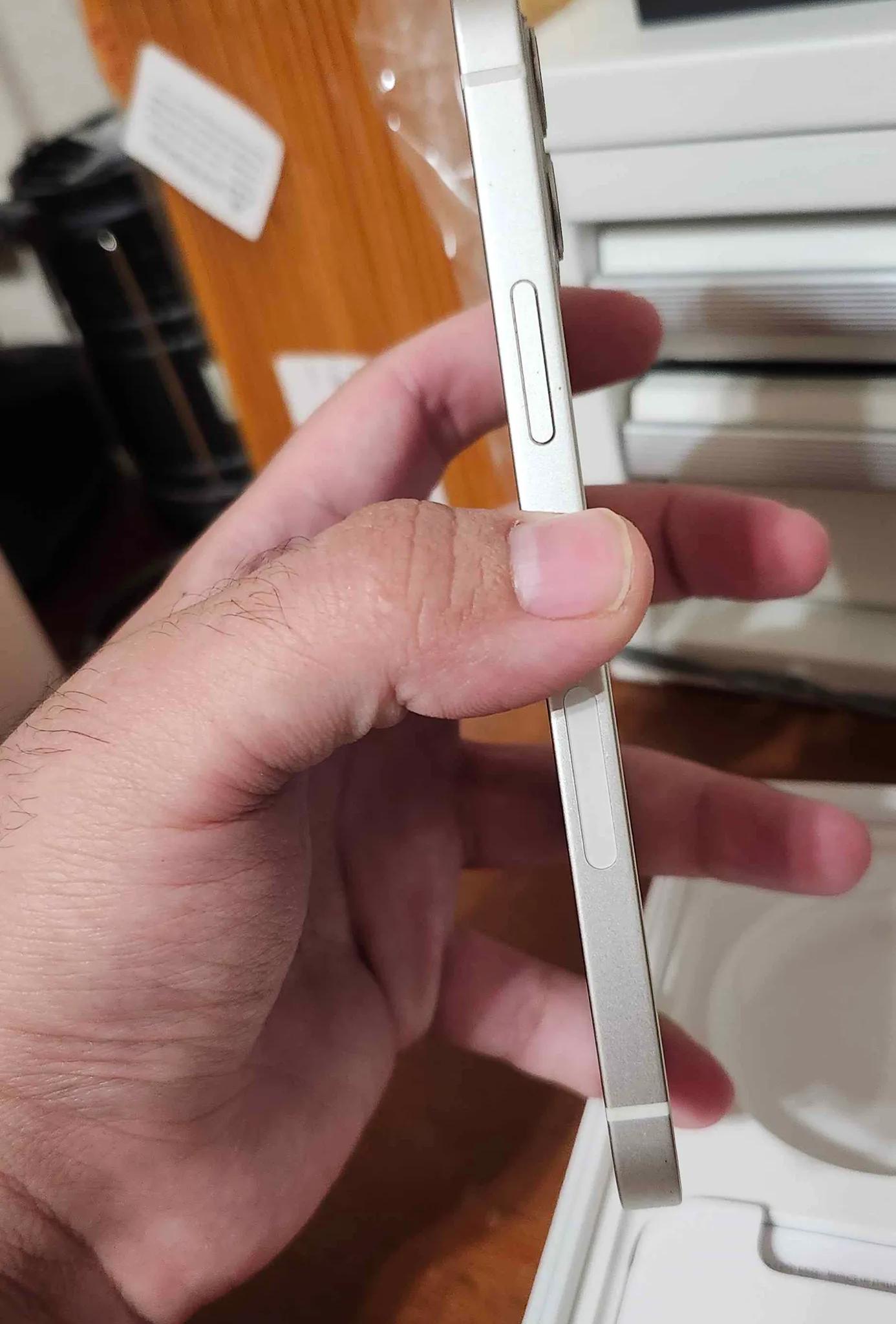 Iphone 12 White (Unlocked)
