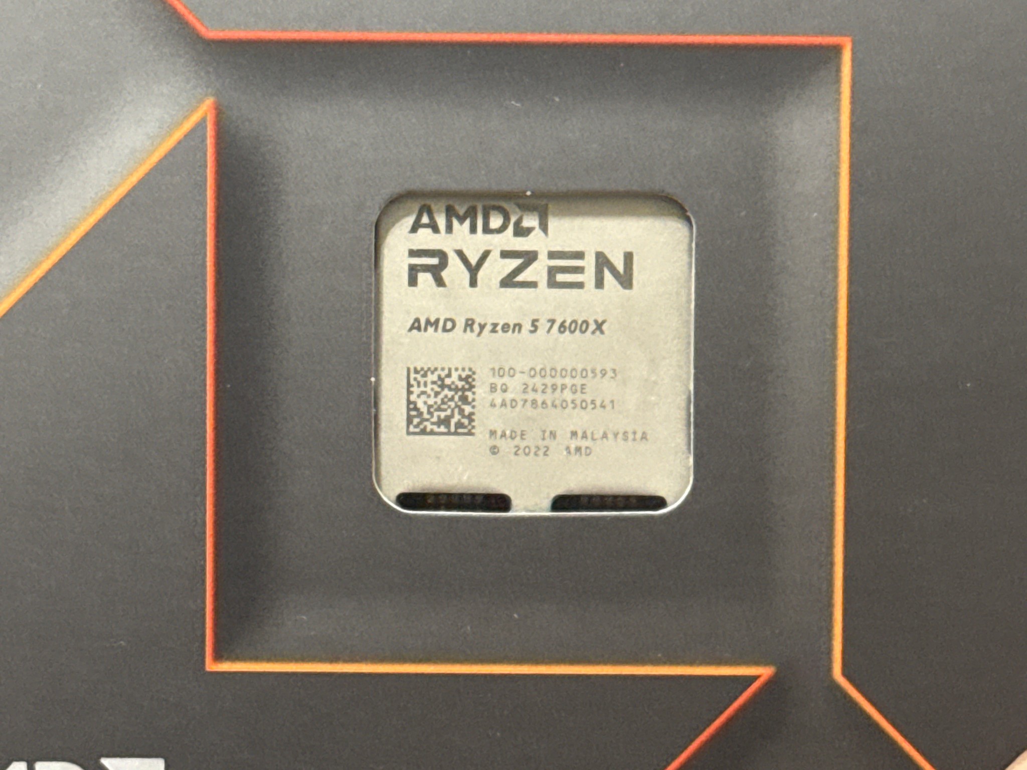 AMD Ryzen 5 7600X