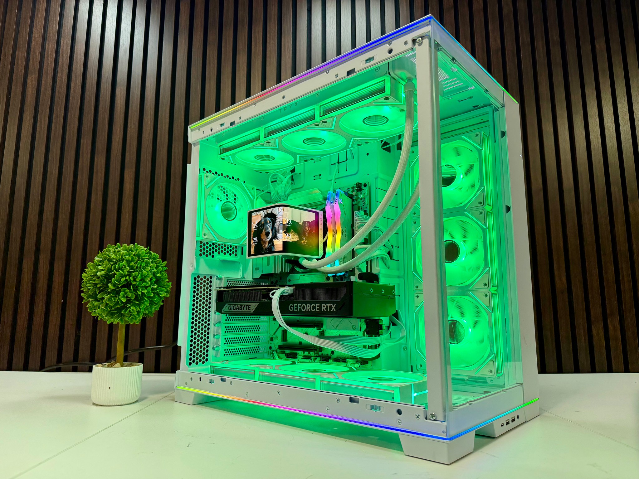 RTX 5070 TI | Ryzen 9800X3D | 64GB DDR5 | 2TB M.2 | 1000 Watt Gold PSU | Tryx LCD AIO