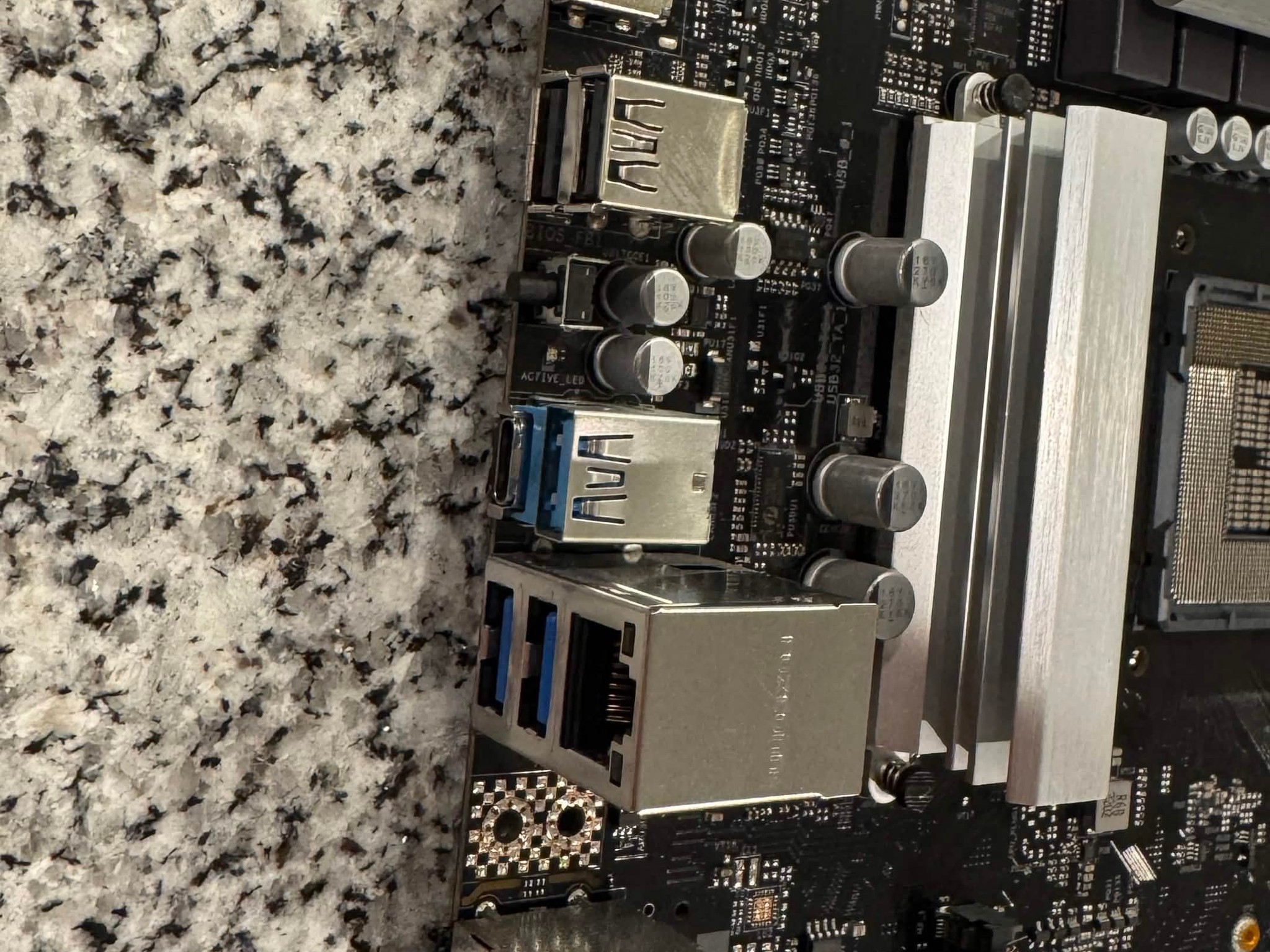 ASRock Z690 Phantom Gaming 4 (DDR4)