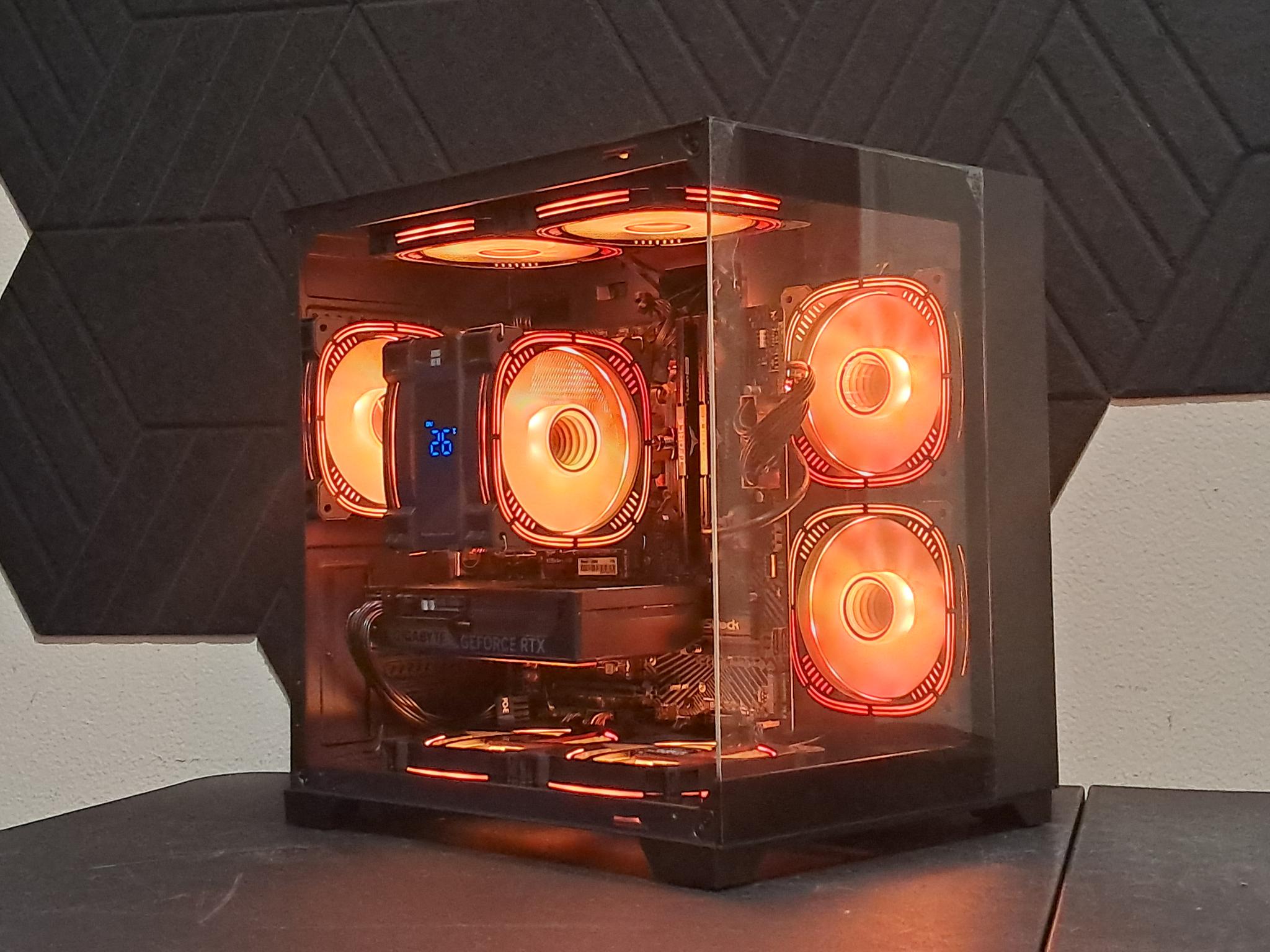 Airflow King 👑 RTX 5060 | Ryzen 5 8400F | 32GB DDR5 | Digital CPU Display | 1TB SSD | WiFi!