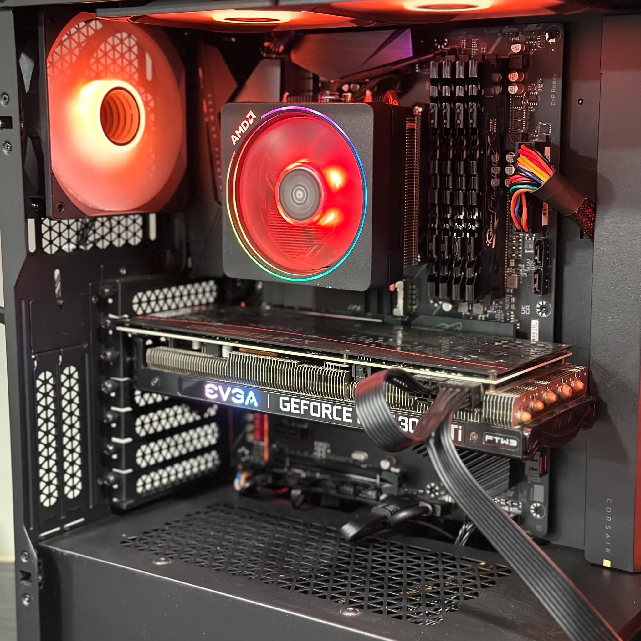 RTX 3060 Ti - Ryzen 7 3700x - 32 Gb DDR4 -Gaming PC