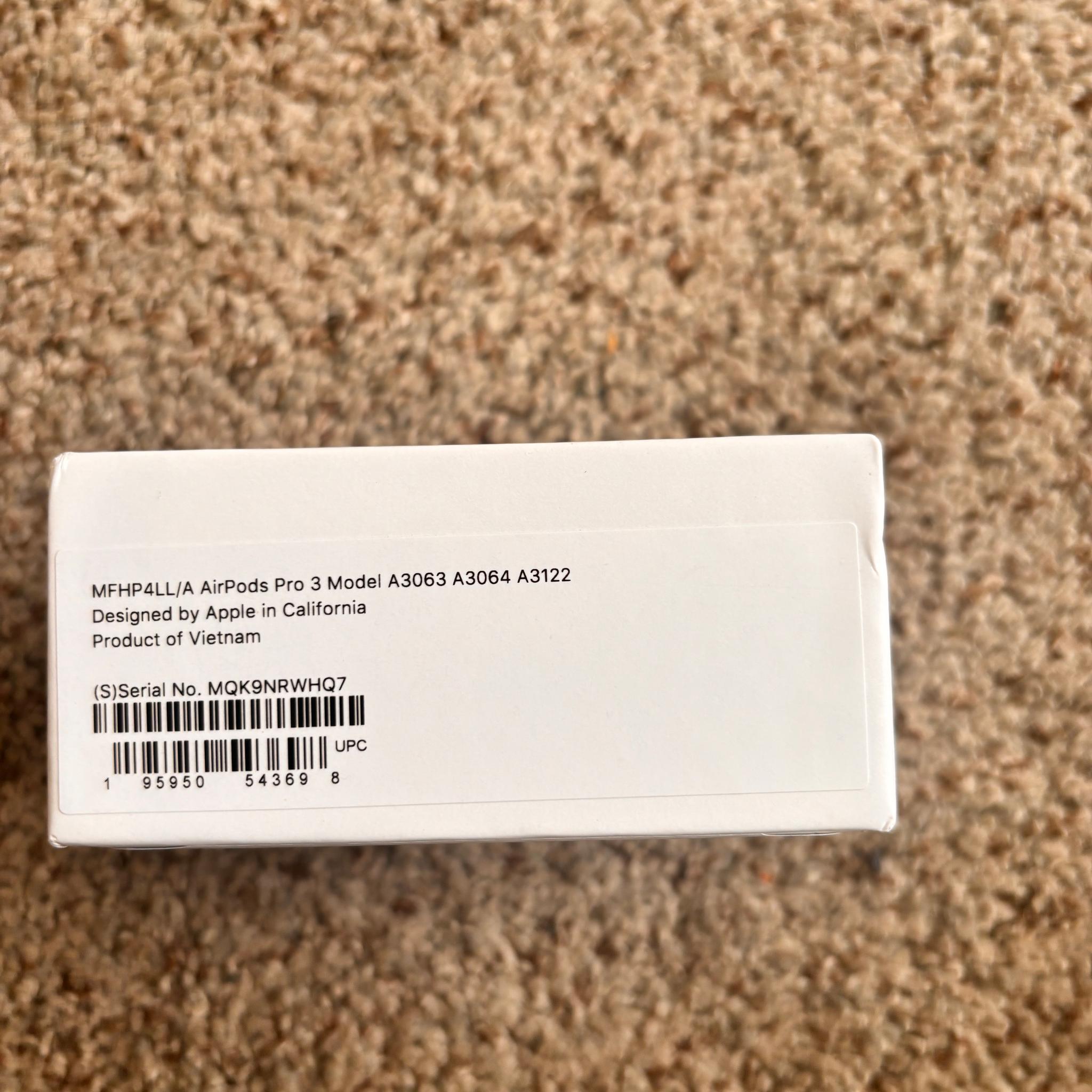 On sale! Apple Airpod pros 3