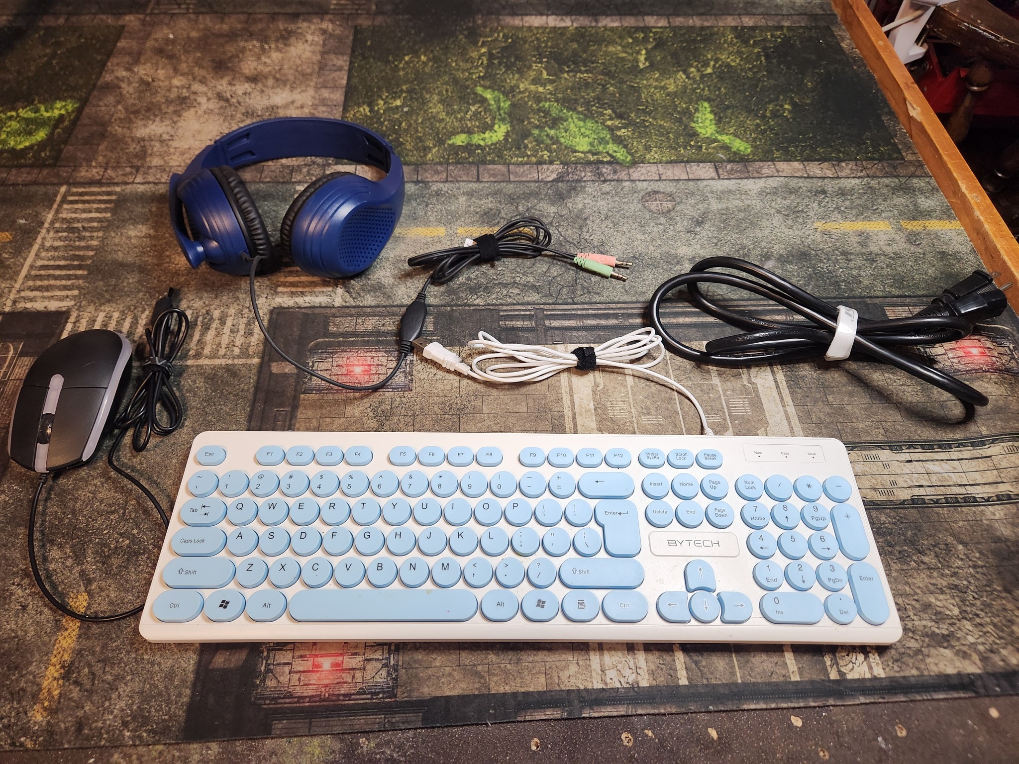 Ultra Budget E SPORTS 1080P gaming PC GTX 970/ I5-4590 16 gb ram