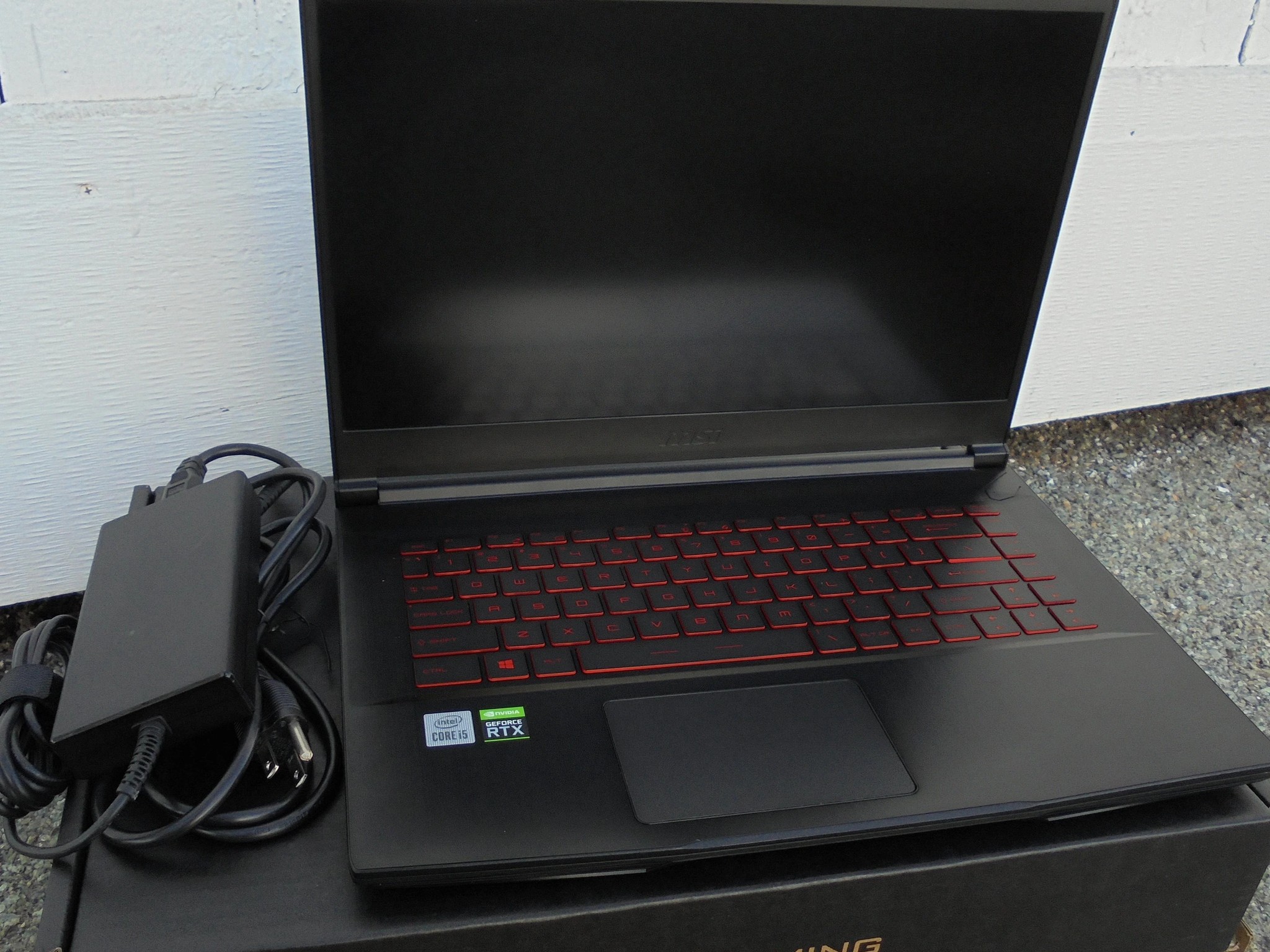 MSI GF65 15.6" RTX 3060 i5-10500H 8GB DDR4 512GB NVME SSD 144Hz Display Laptop
