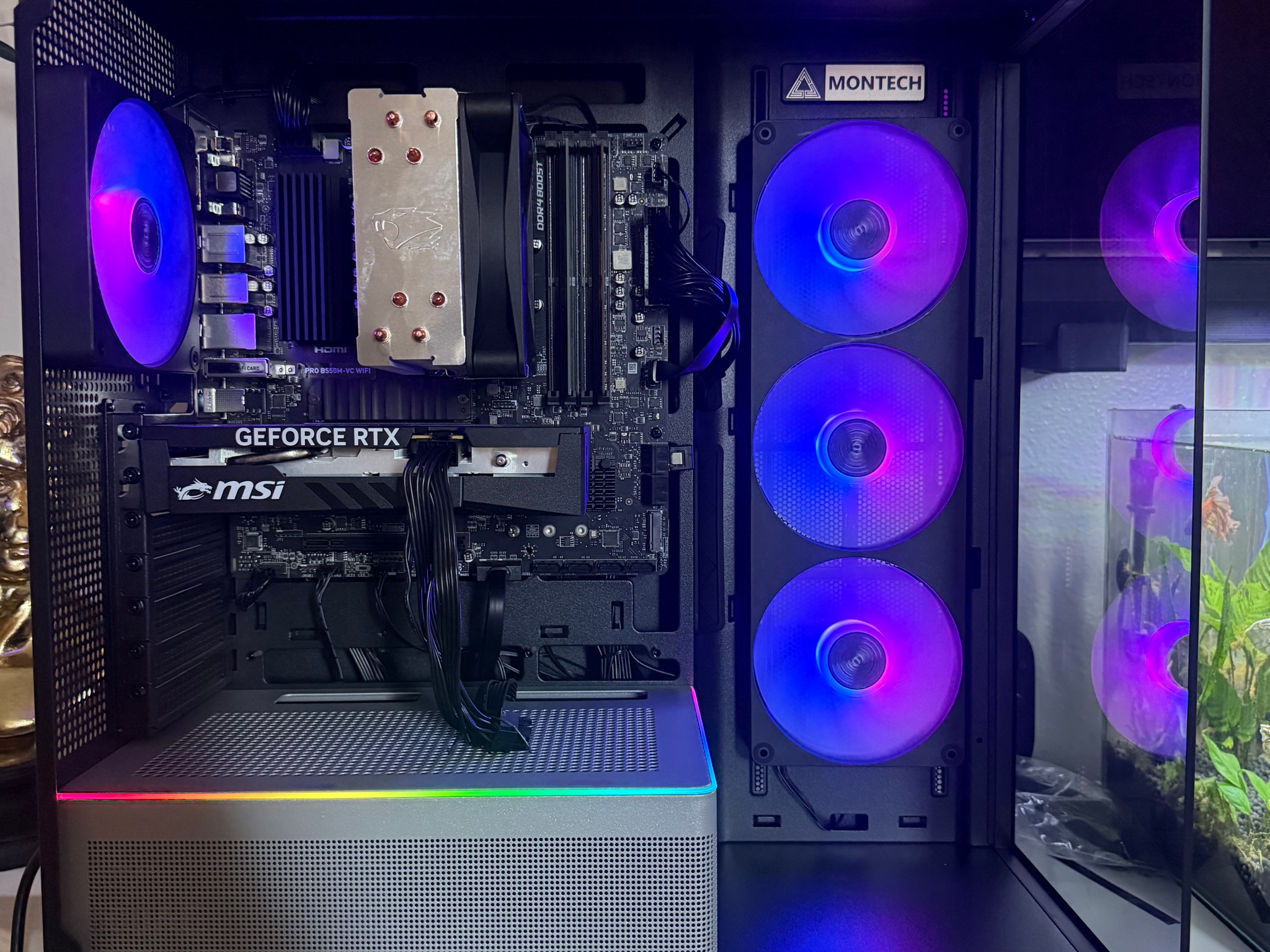 Black Gaming Pc Computer Desktop RTX 5050 / Ryzen 5 5500
