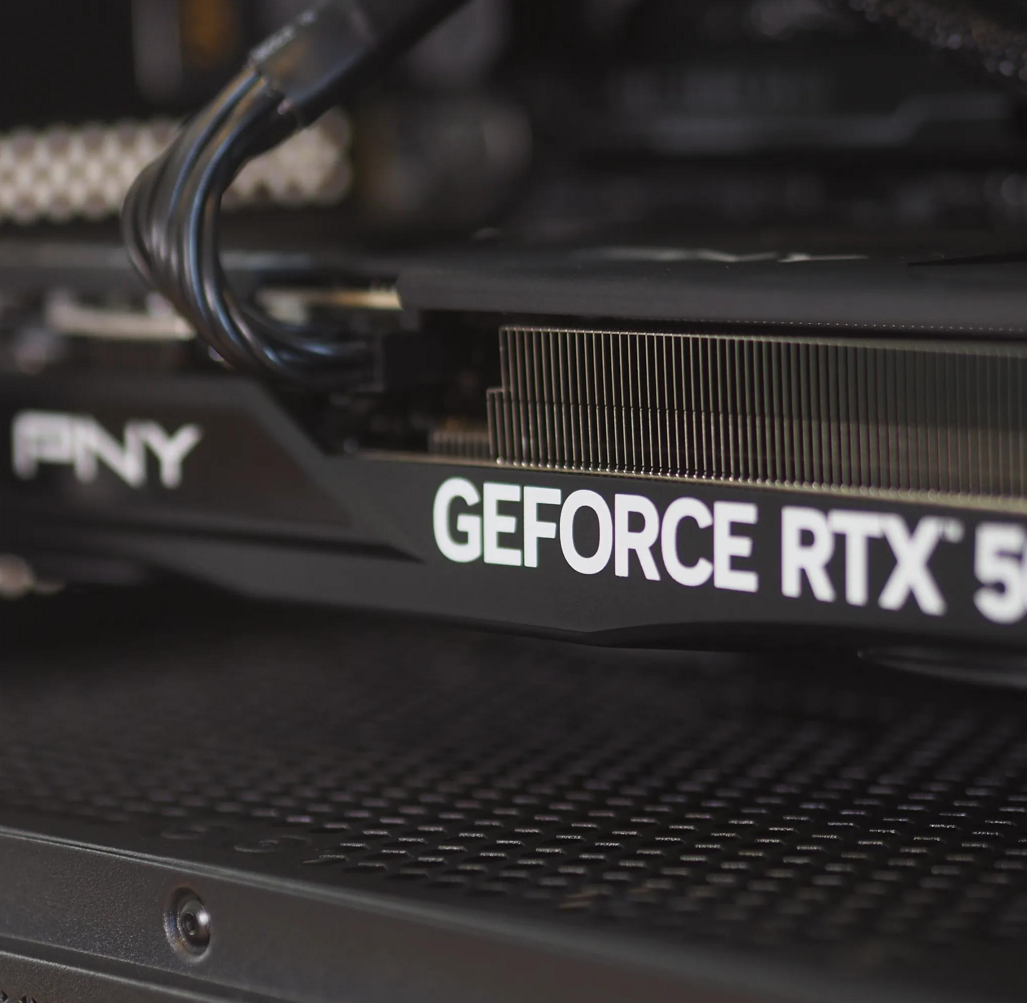 The Signature -  5070 12gb | AM5 | 32gb DDR5 | 2tb SSD | WIFI