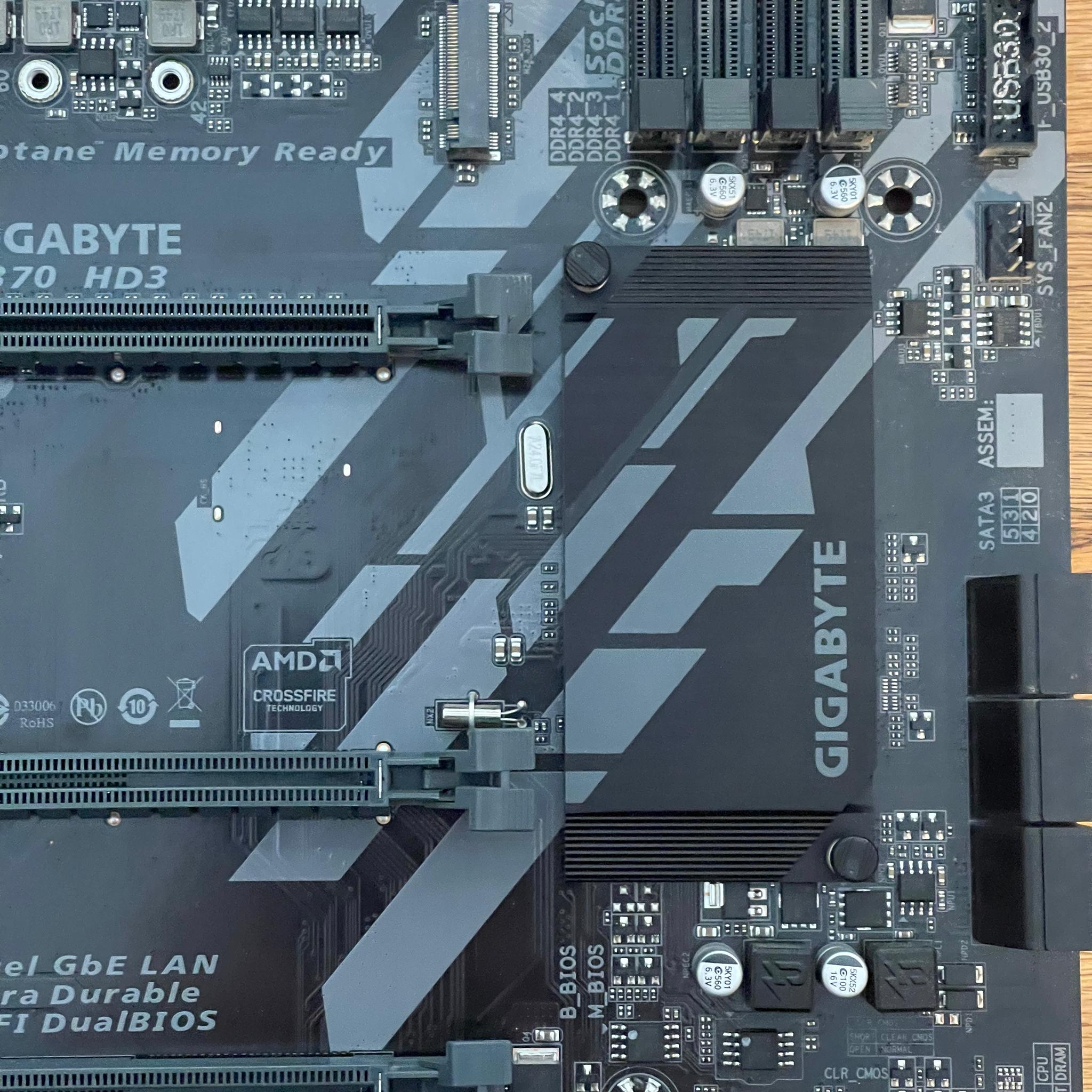 Used, Gigabyte z370 HD3, i7-8700, 16GB, 256GB