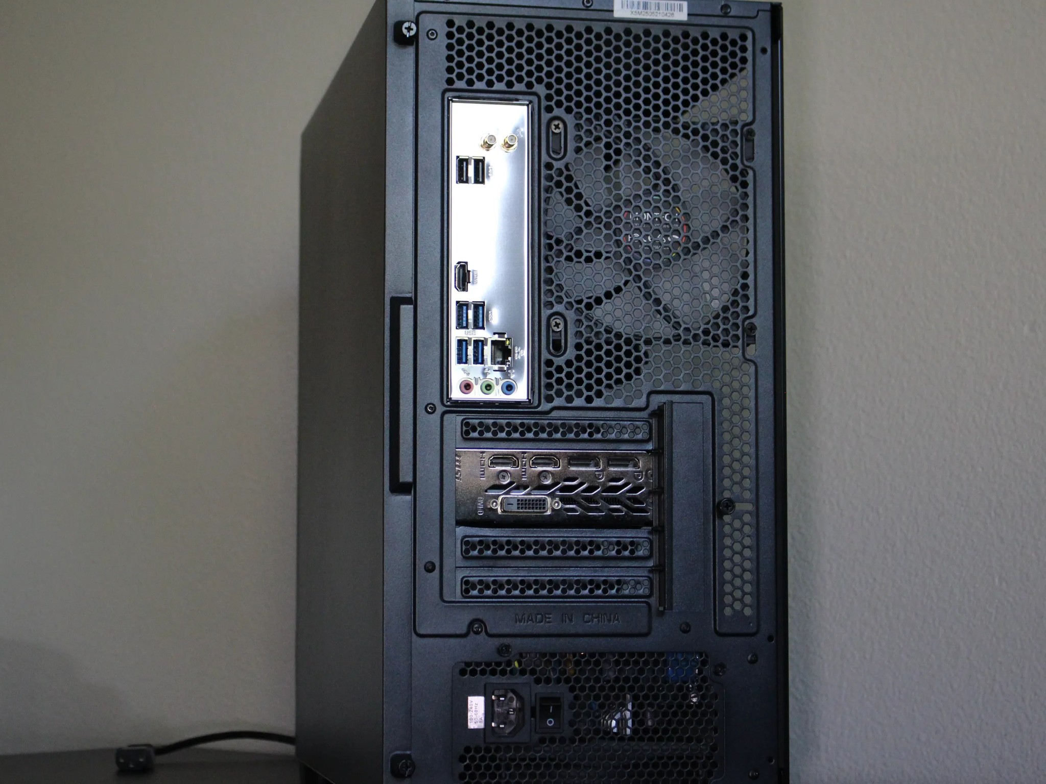 Black Gaming PC | RX 580 | R5 2600 | 16GB Ram | 512GB SSD | Windows 11 Pro | WiFi & BLE