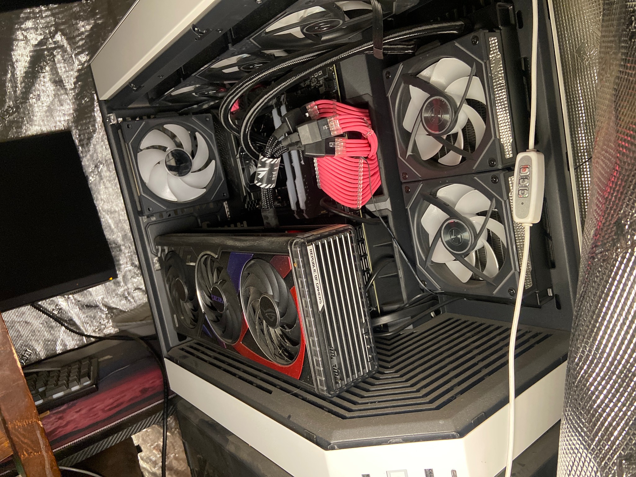 Custom built rog strix 4070ti ryzen 7 5800x