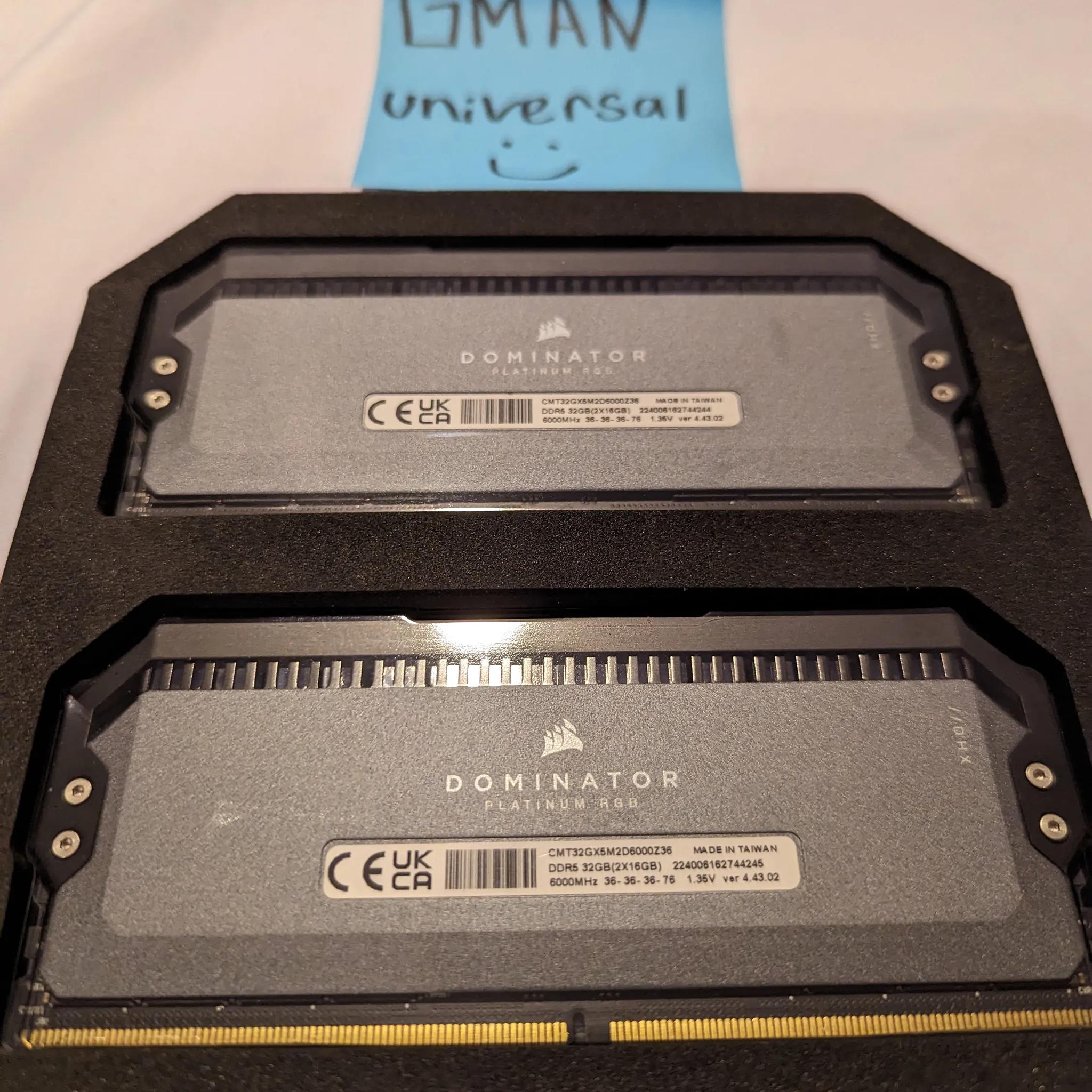 CORSAIR DOMINATOR PLATINUM RGB DDR5 RAM 32GB (2x16GB) 6000MHz