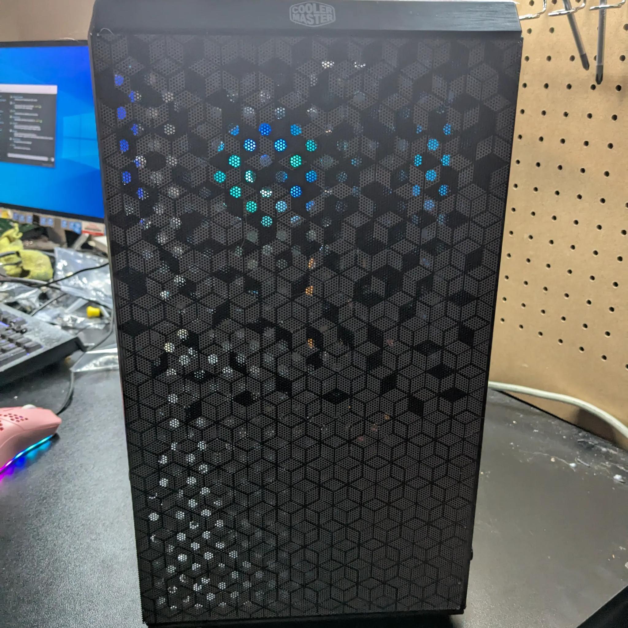 70 FPS Fortnite | 180 Day Warranty | Xeon (Same as i7), 32GB RAM, 4GB Nvidia, 250GB SSD, Win10