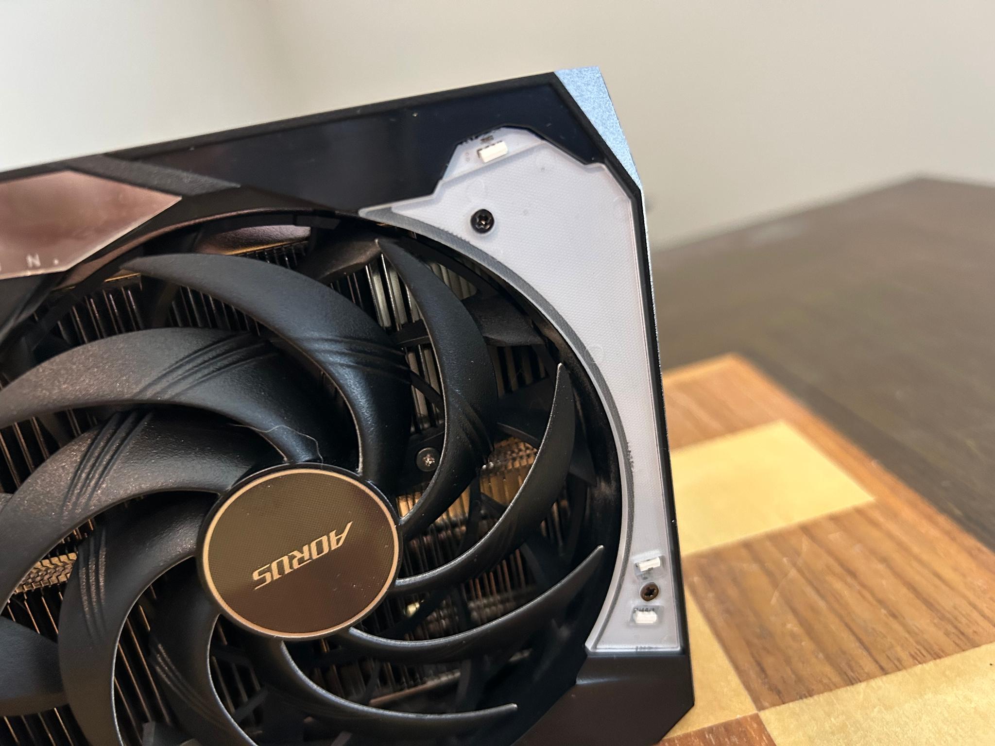 Gigabyte Aorus Xtreme RTX 3080 10GB **Minor Cosmetic Issue**