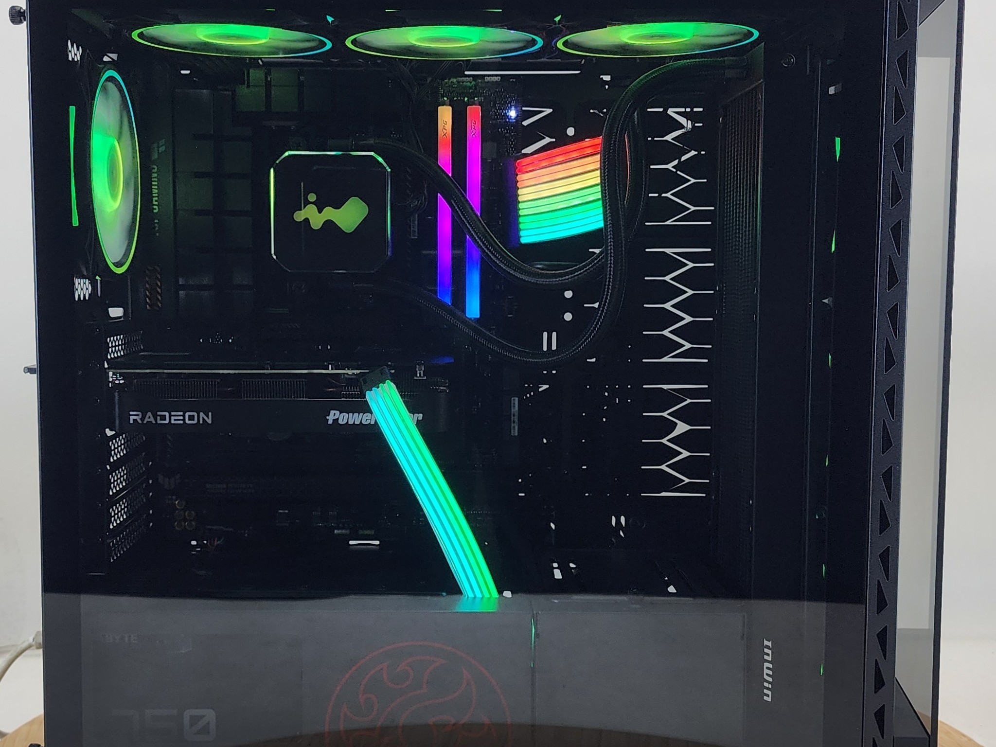 Gaming PC Ryzen 7 9700X 32GB RAM 1TB SSD 9060 XT 16GB Windows 11 Computer