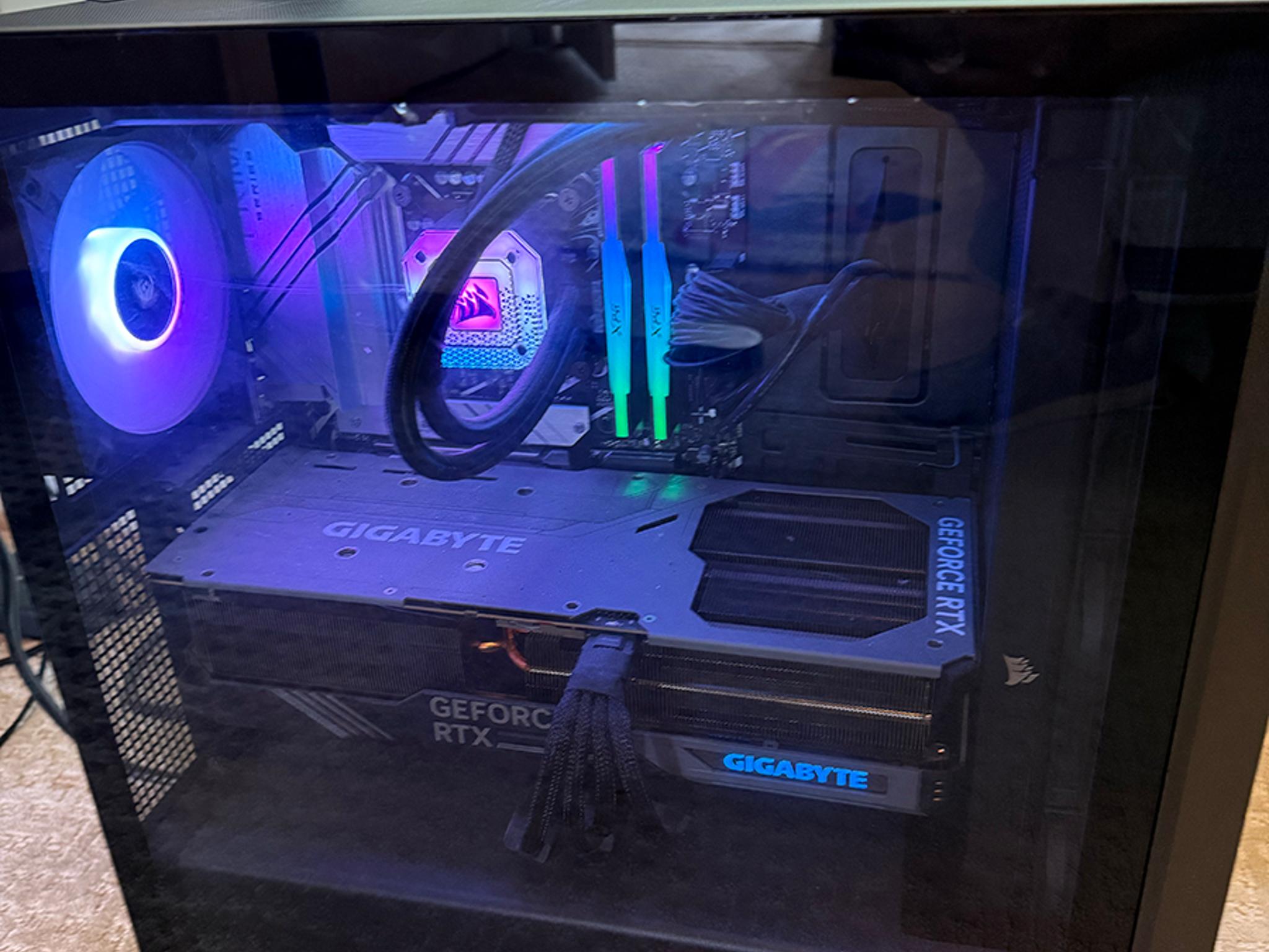 Gaming PC - RTX 4090, i7-13700KF, 32GB RAM, 2TB NVMe SSD