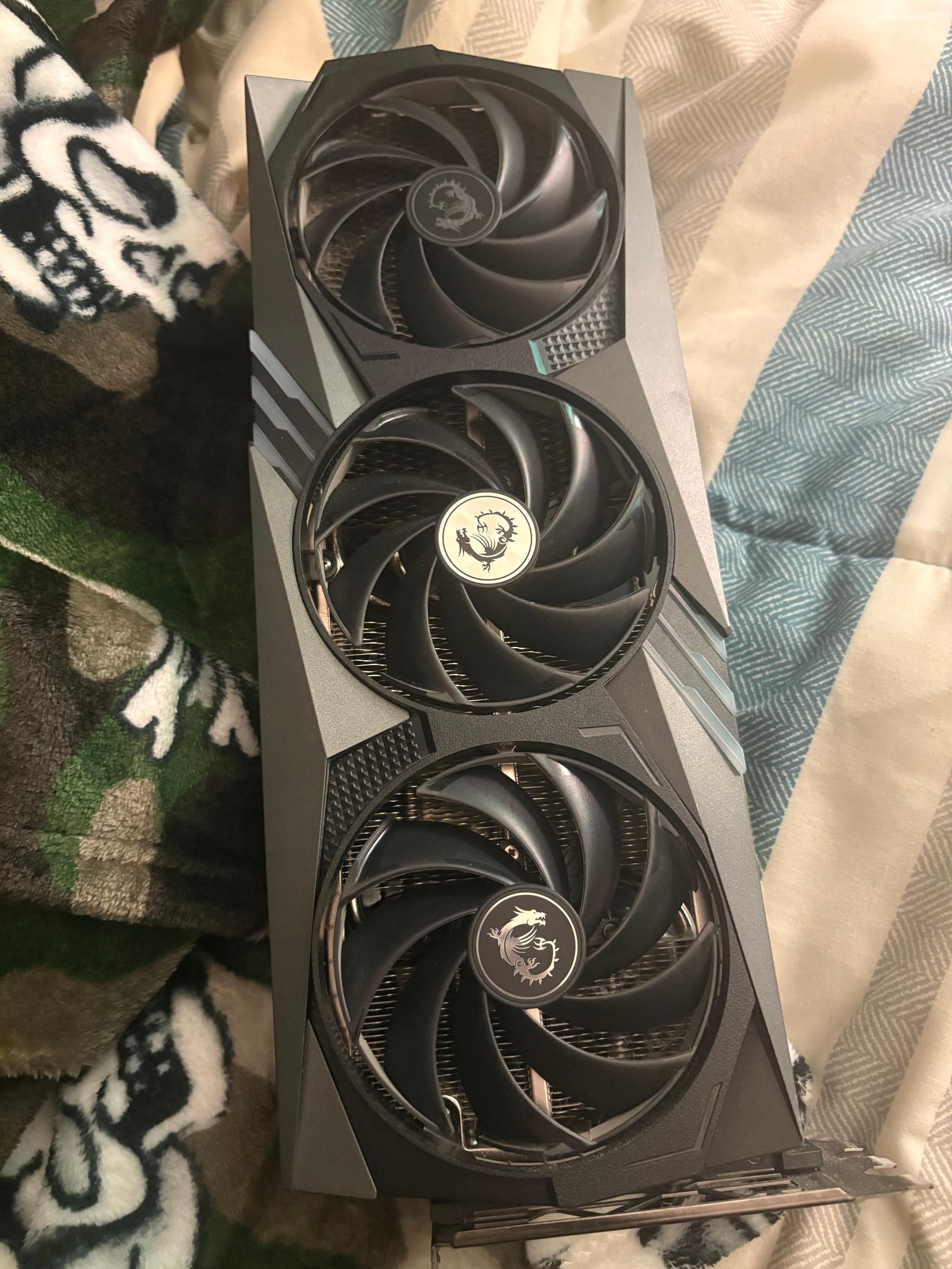 MSI GAMING X TRIO GeForce RTX 4070 Ti