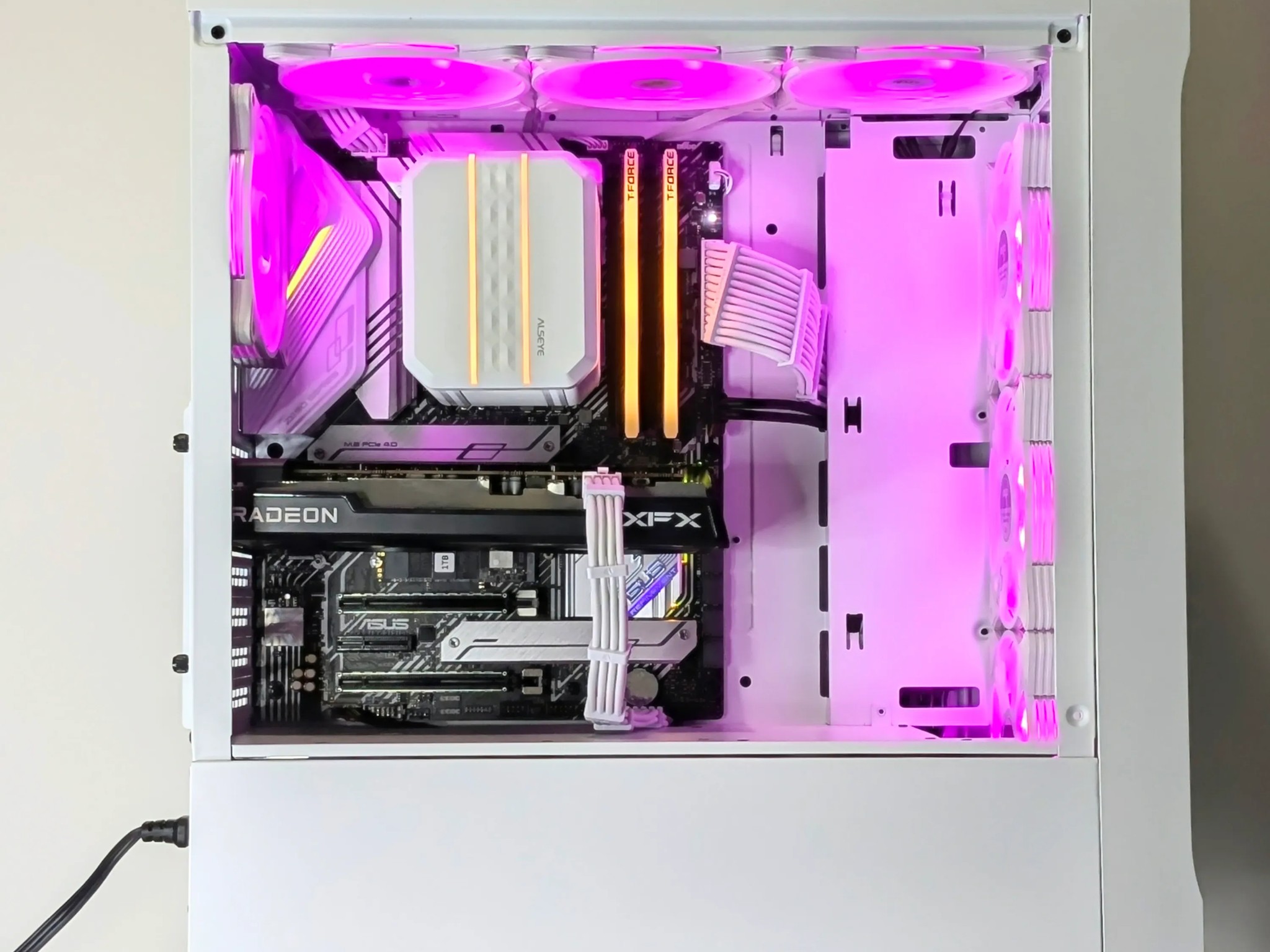 1080p-1440p Powerhouse🤍🪵RX 7600⚪️Intel 11th Gen I5⚪️ASUS Prime Z590 Series⚪️Windows 11 Home
