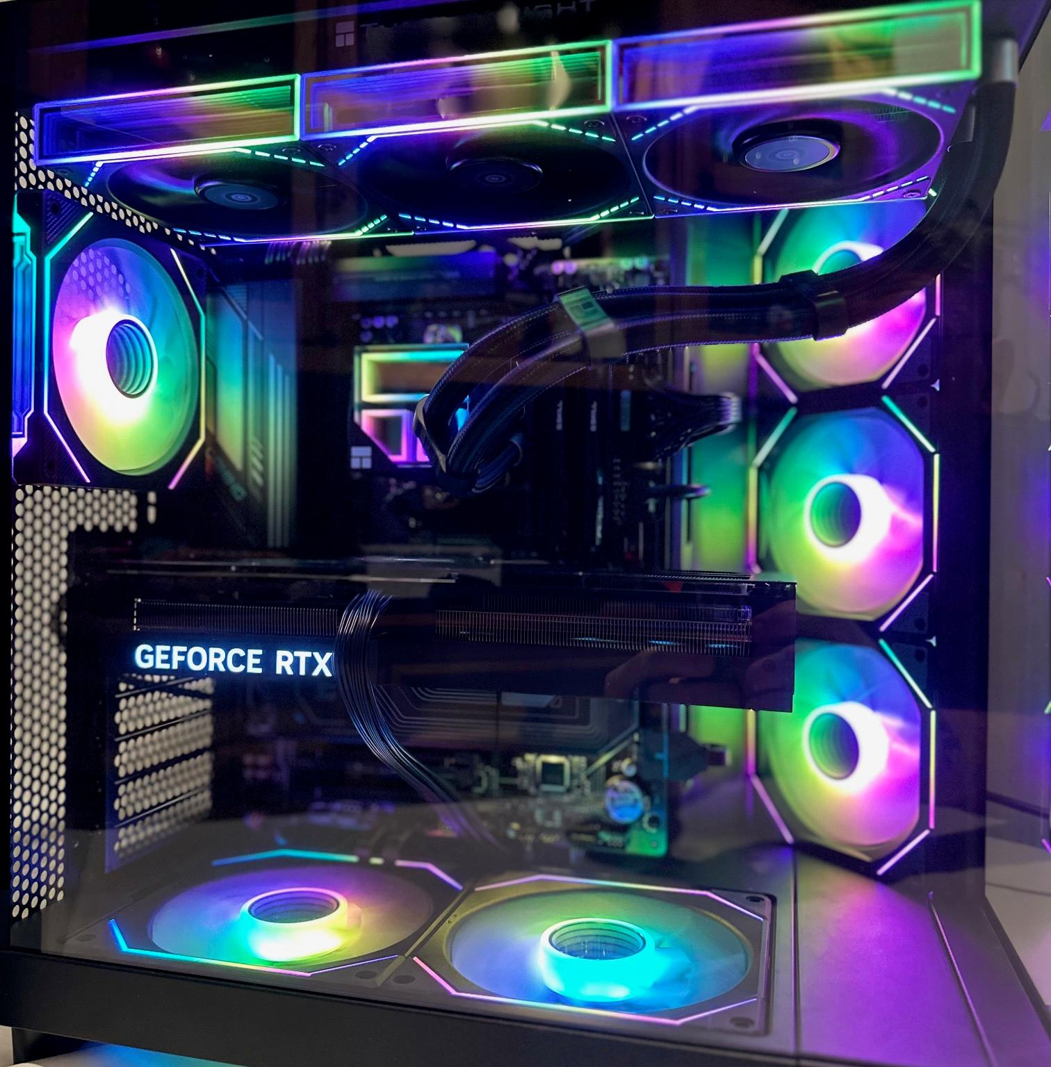 Ryzen 9 7950X3D & RTX 4070 Ti Super - Mid Tower Gaming PC "Black"