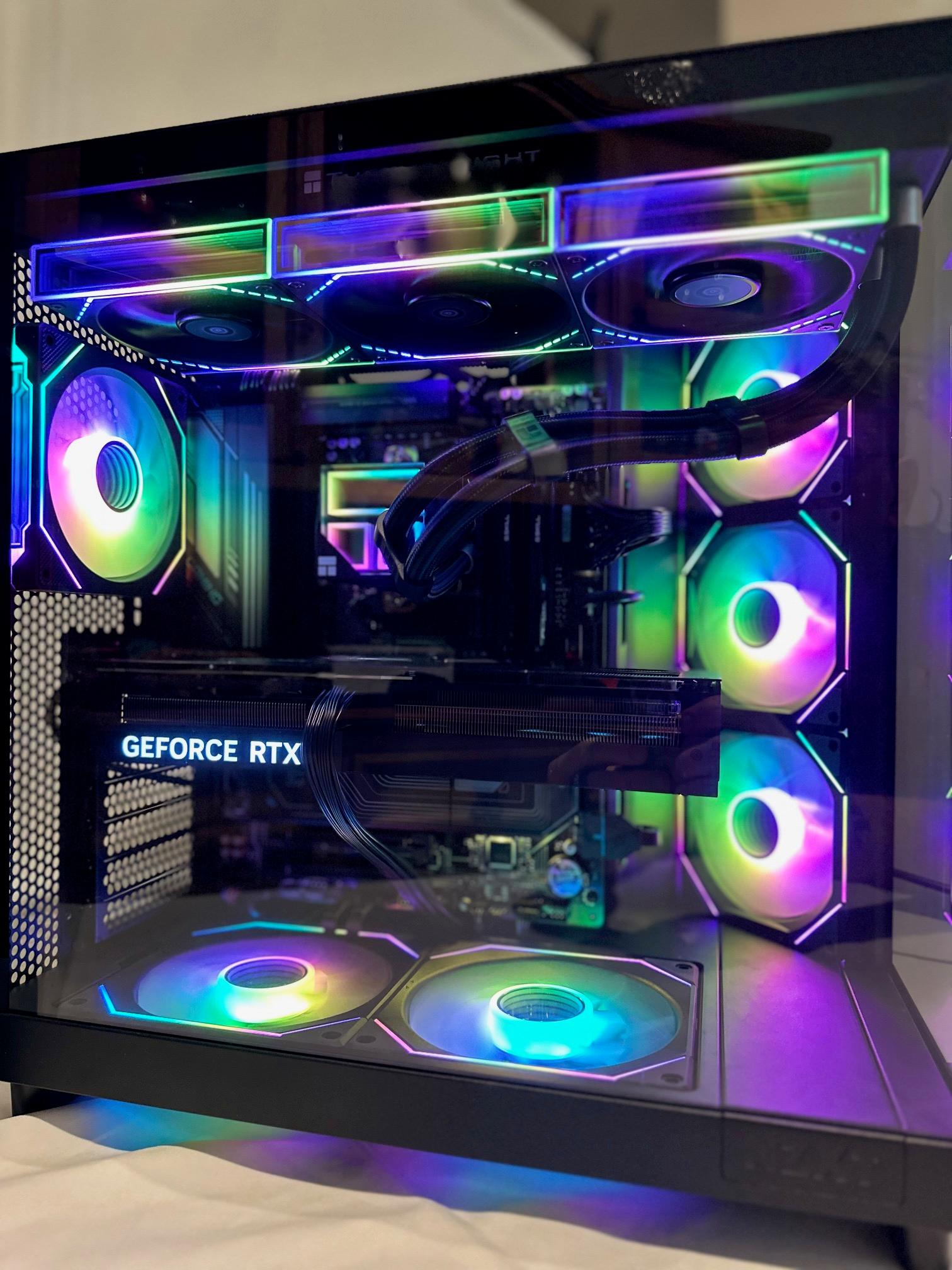 Ryzen 9 7950X3D & RTX 4070 Ti Super - Mid Tower Gaming PC "Black"