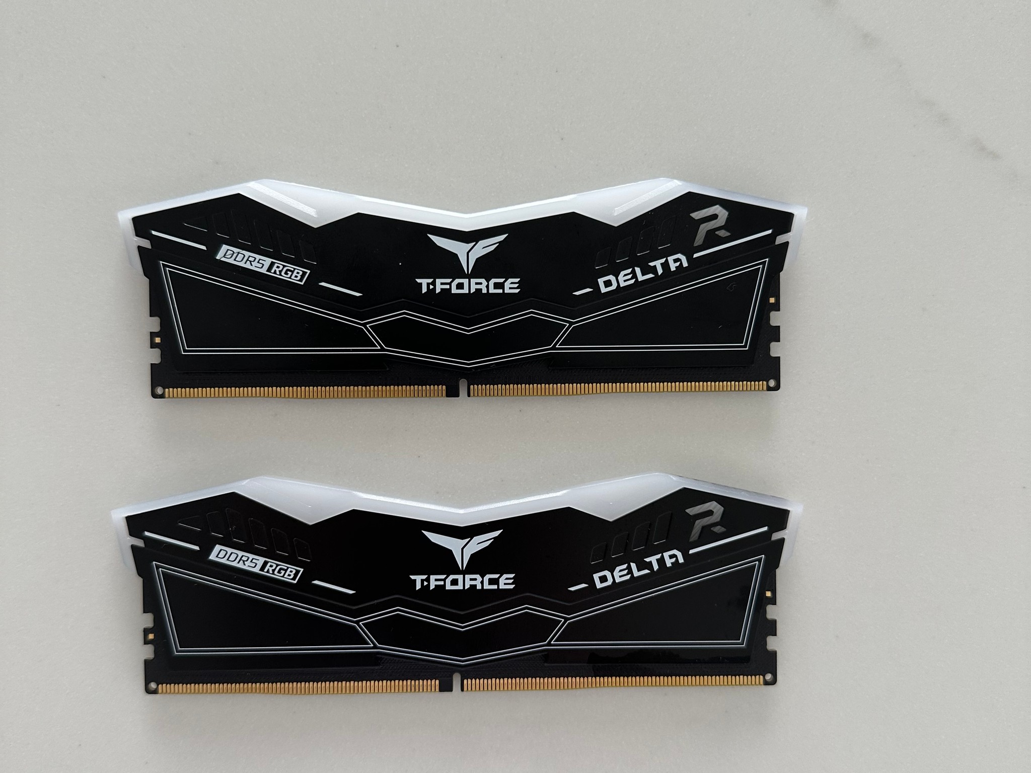 TEAMGROUP T-Force Delta RGB DDR5 32GB (2x16GB) 6000MHz CL38 Desktop RAM