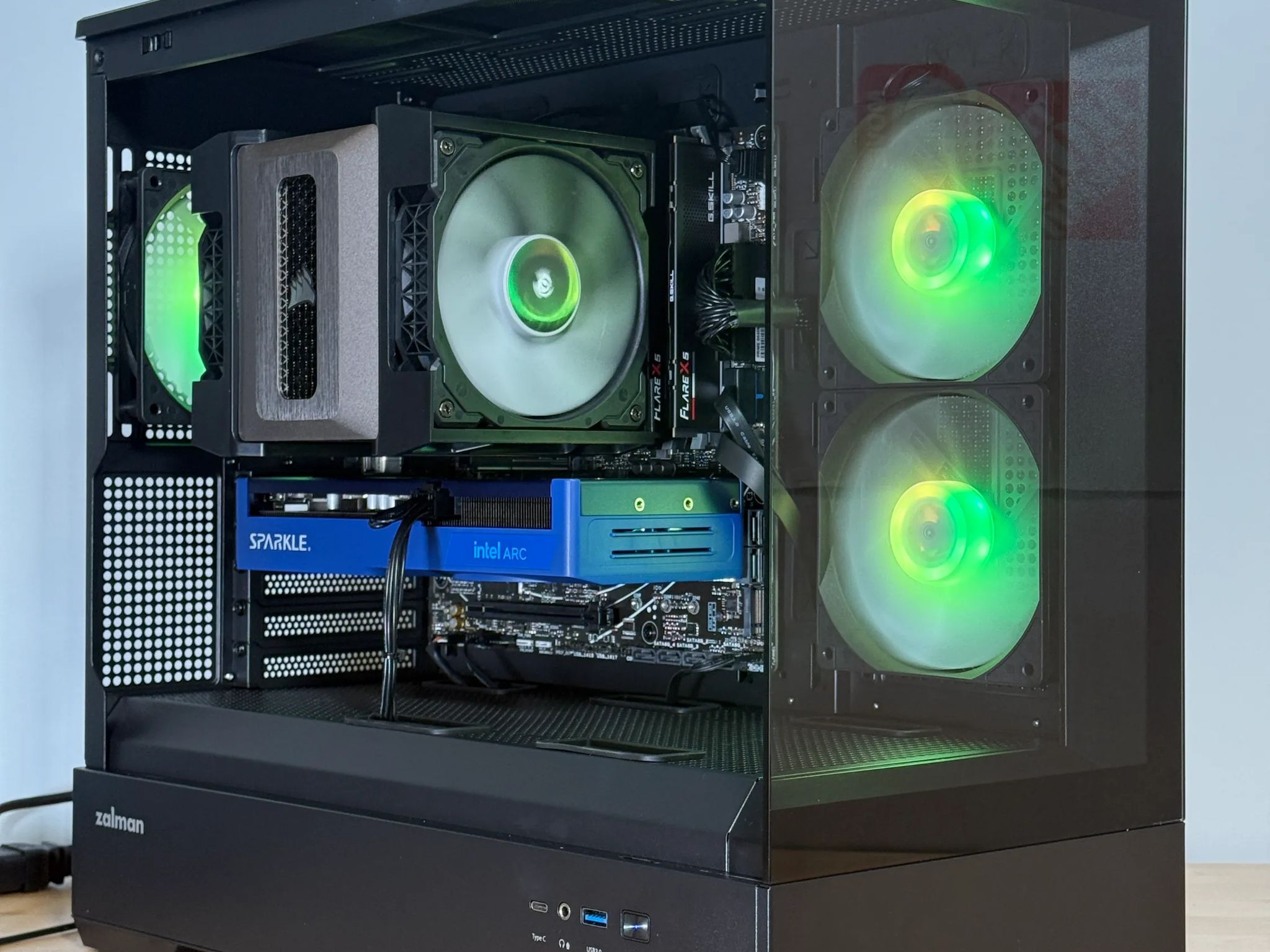 Intel Arc b570 Ryzen 7600 Gaming PC
