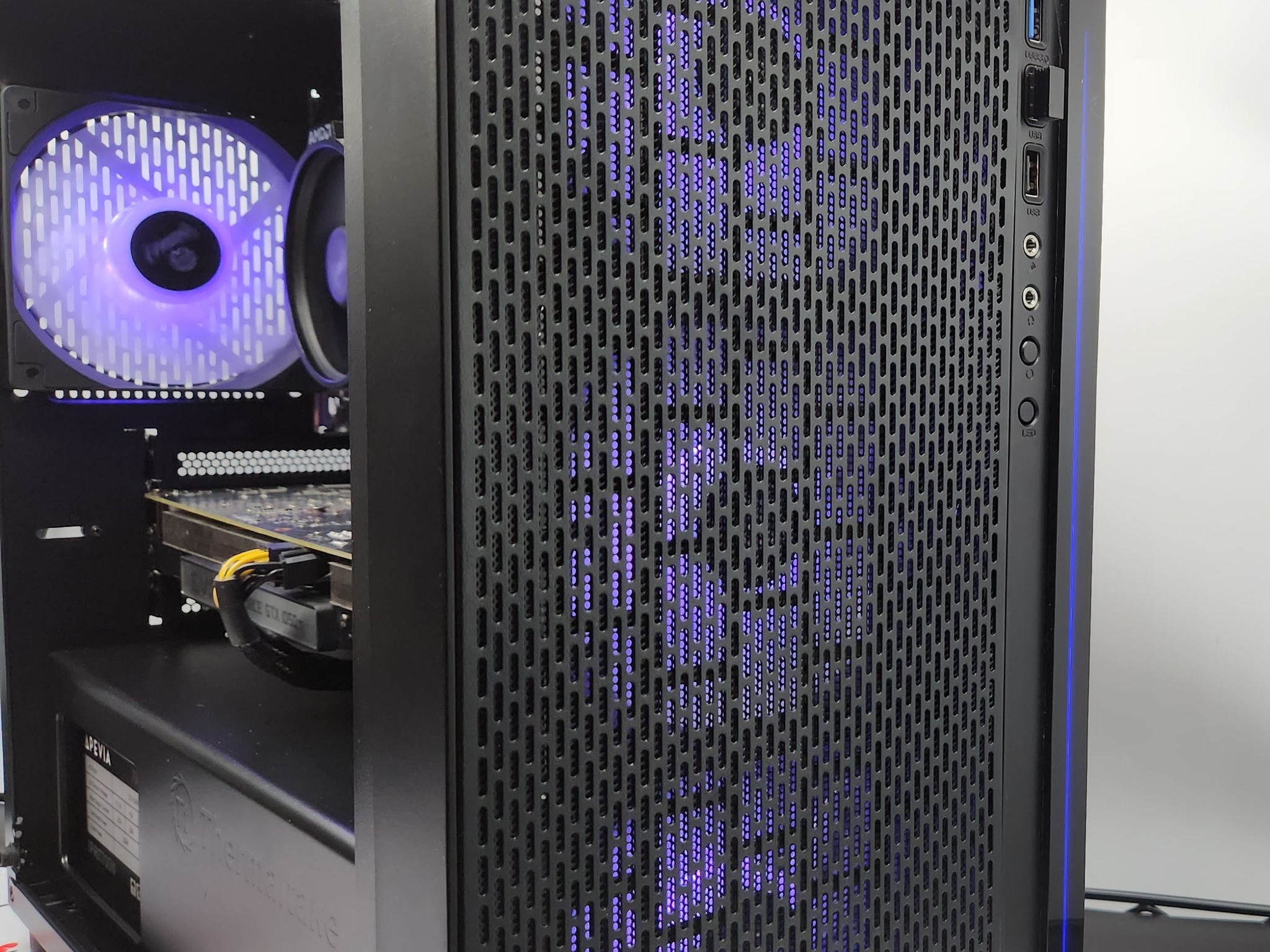 Balling on a Budget gaming PC. Ryzen 5 3600/ 16GB DDR4/ 1TB SSD/ GTX 1050 TI 