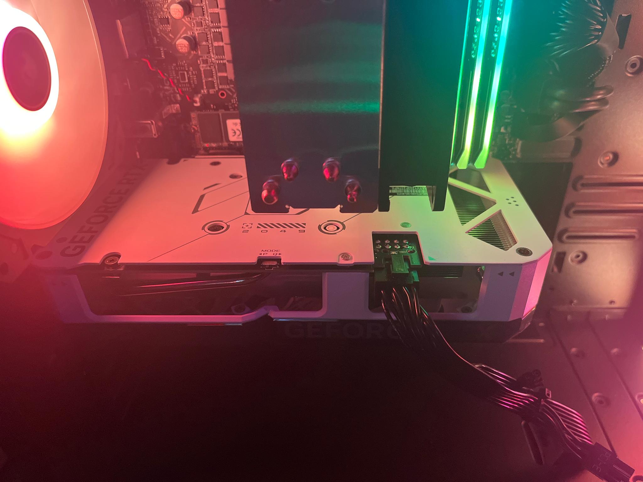 ASUS DUAL OC WHITE EDITION 4060 8GB