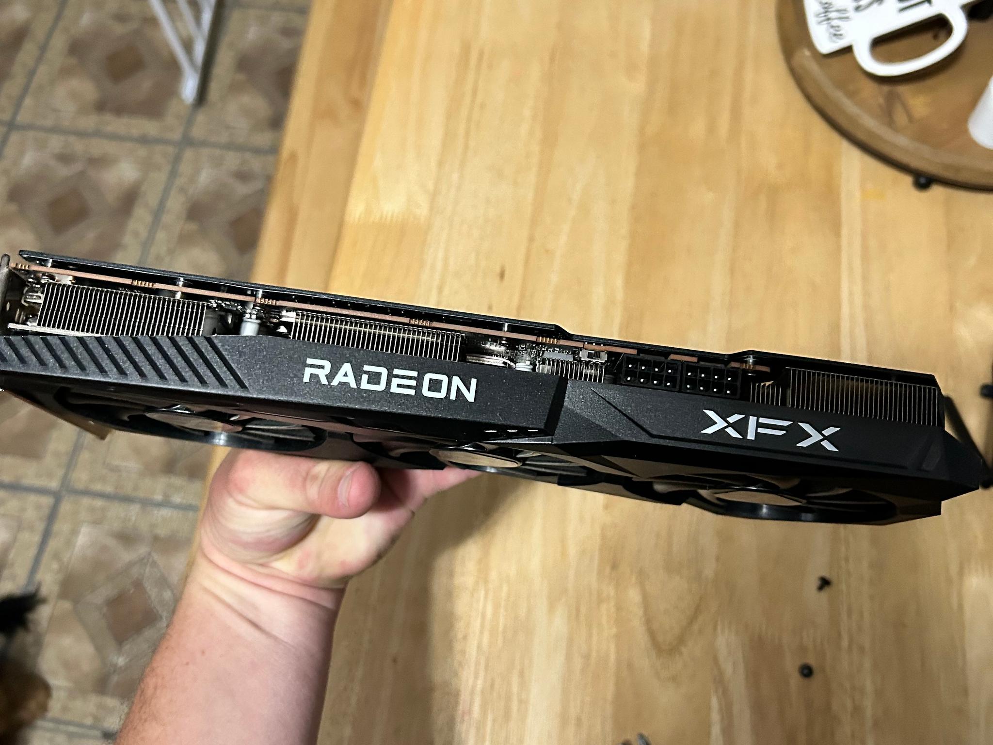 XFX Speedster SWFT309 Radeon RX 6700