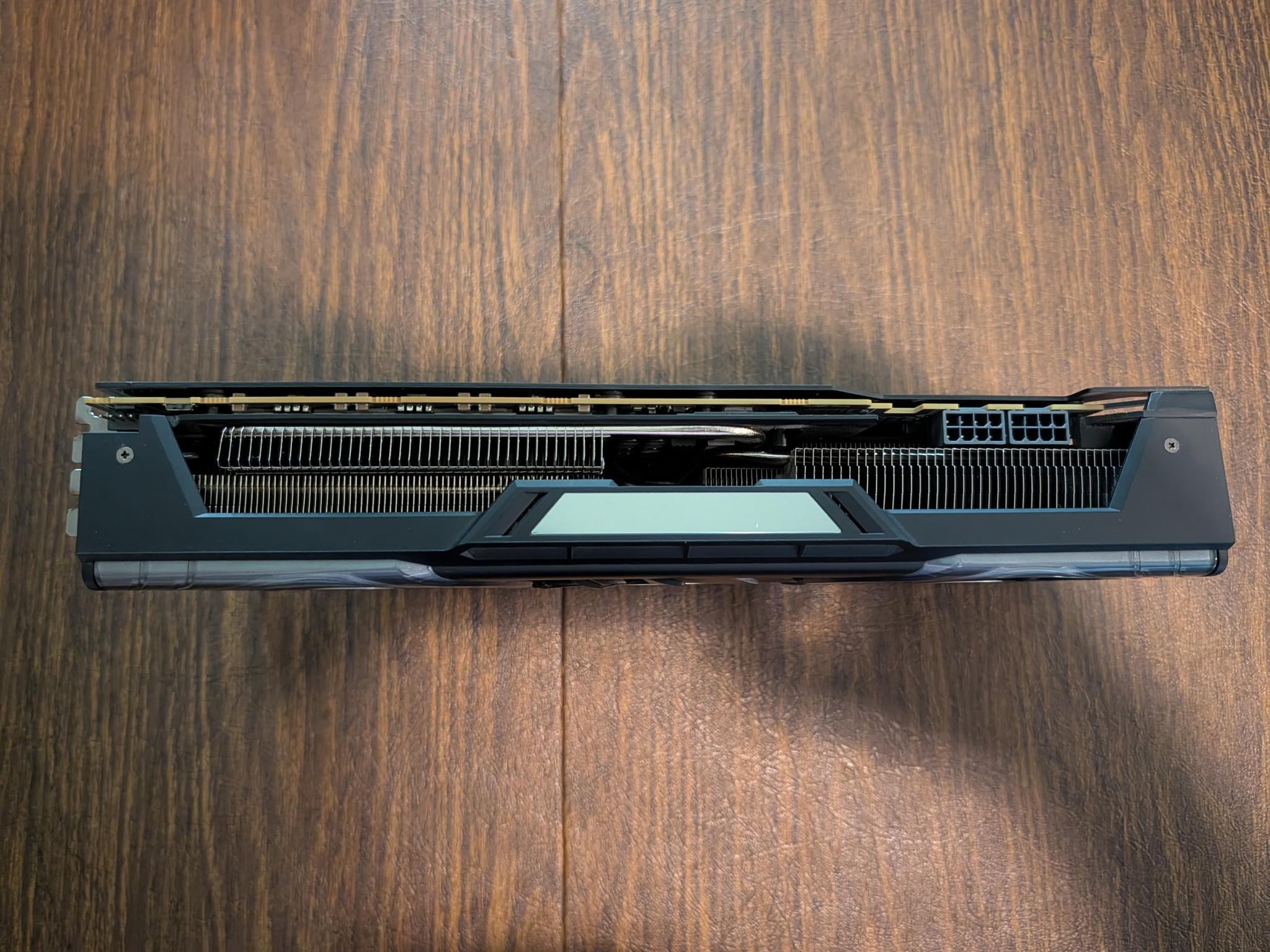 AMD Radeon RX VEGA 64 - Image 5