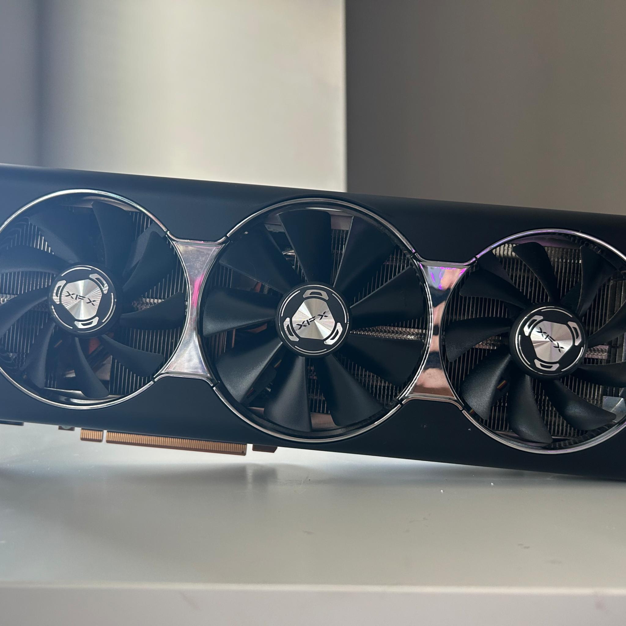 XFX Thicc III Ultra AMD Radeon RX 5700 XT 8GB GDDR6 Graphics Card