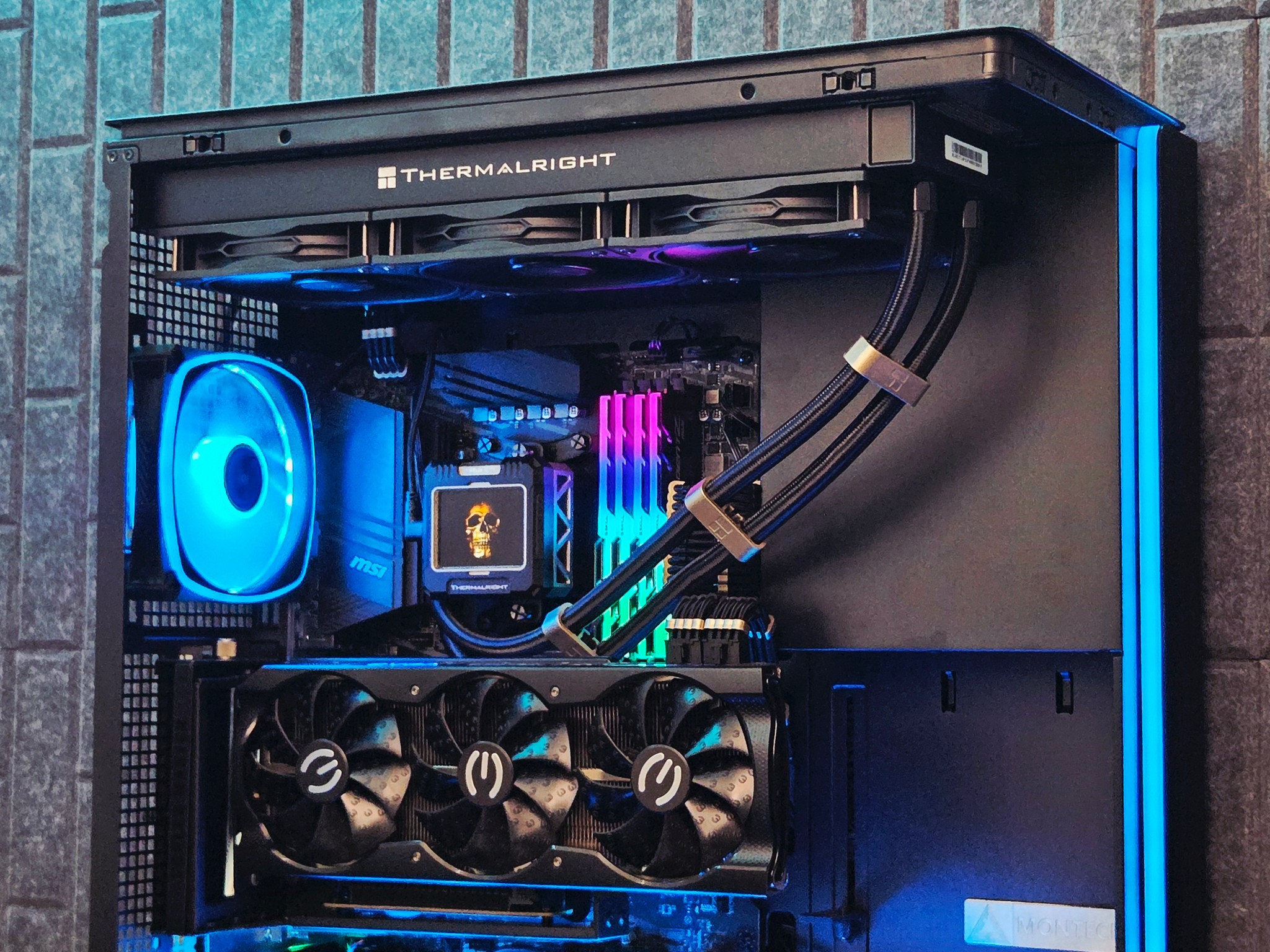 King Midas 👑| RTX 3080 | Ryzen 5600x | 32GB RAM | Custom Gold Parts