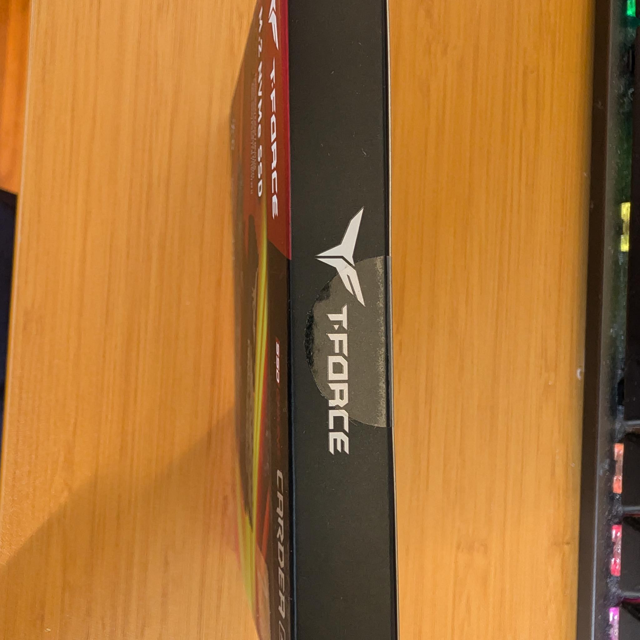 [BNIB]T-Force CARDEA A440 1TB Gen4 NVMe SSD – 7000MB/s, DRAM, Heatsink (PS5 Ready)