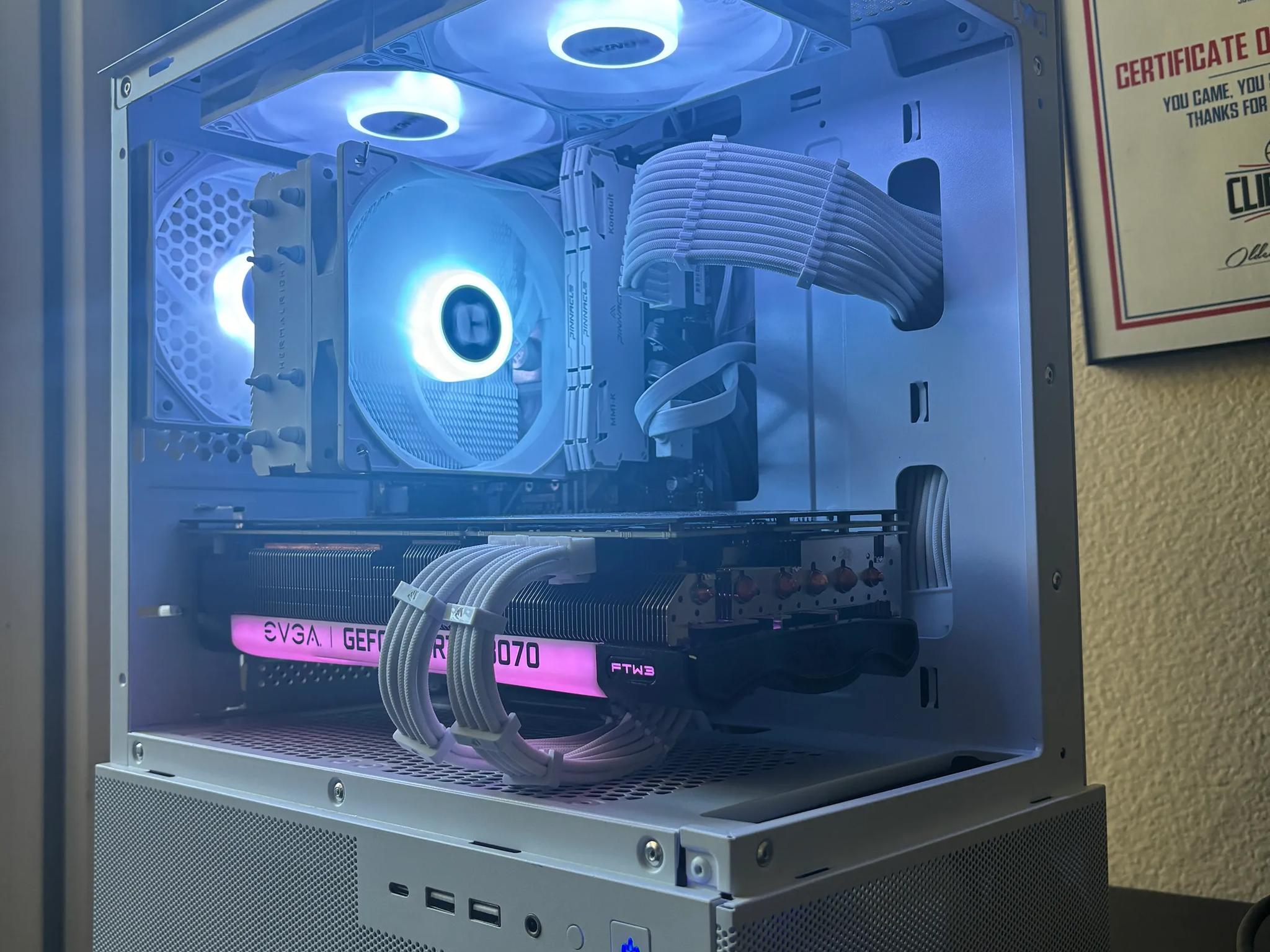 Gaming PC | RTX 3070 | Intel i7-9700K | 16GB Ram | 1.28TB Storage