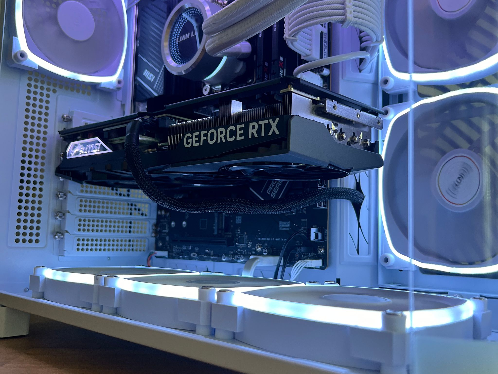 RTX 4070 TI | Ryzen 7 7700x | 32gb DDR5 | 1tb M.2 Gen4 | Gaming PC