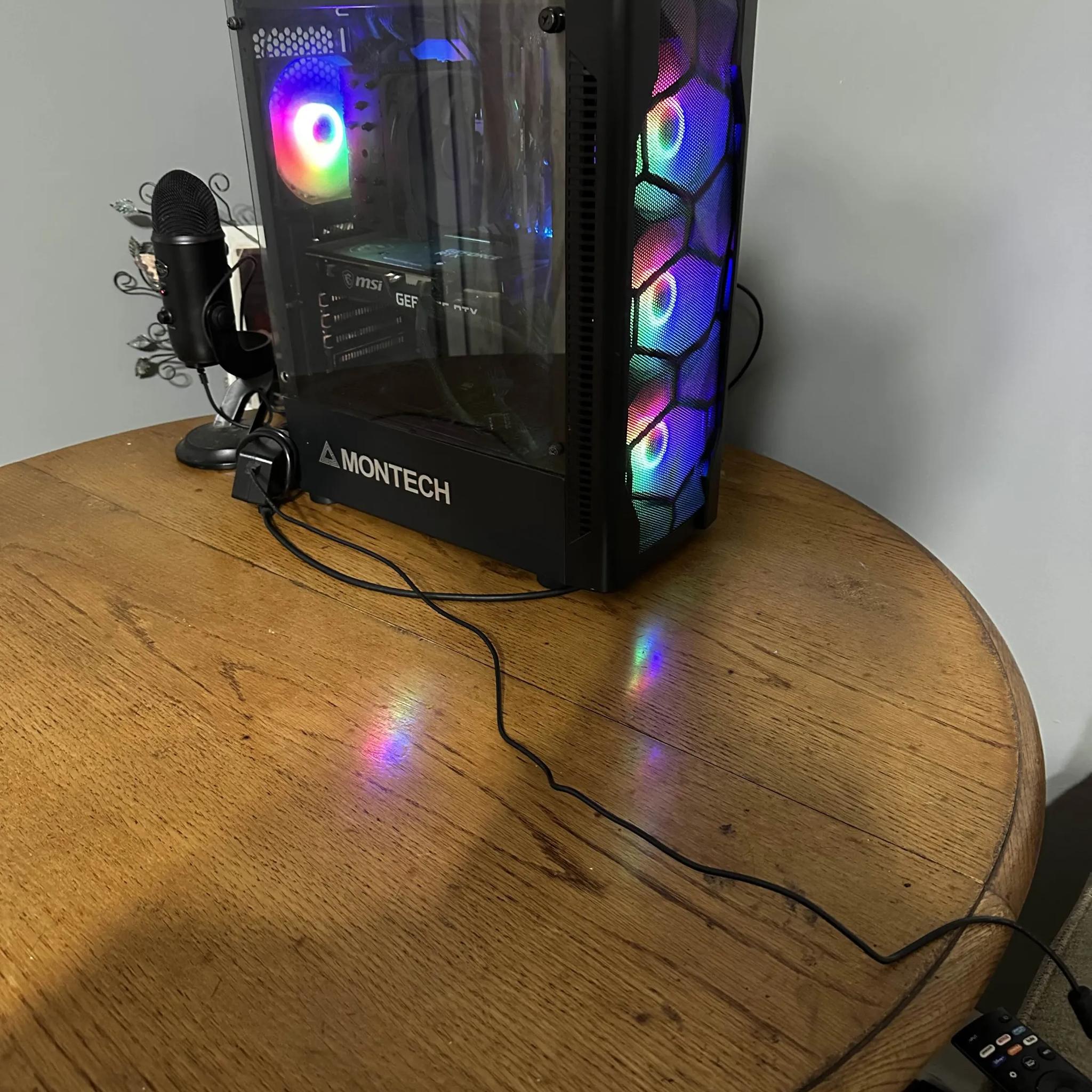 Beginner Content Creator Gaming PC | Intel I7 12700k | RTX 3060 12GB | 32GB DDR4 RAM | 1TB SSD |