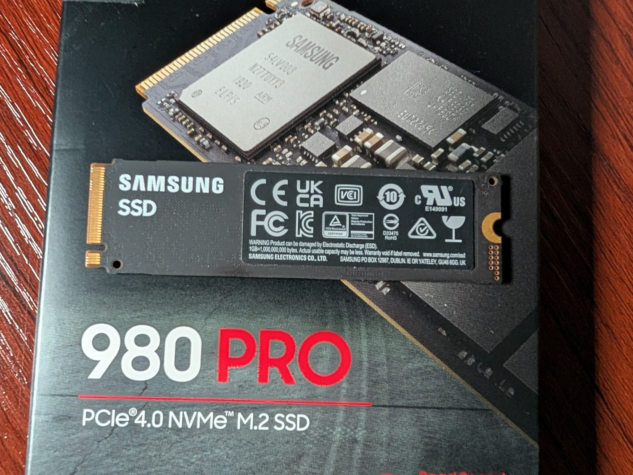 Samsung 980 Pro 2TB PCIe 4.0 M.2 NVMe SSD