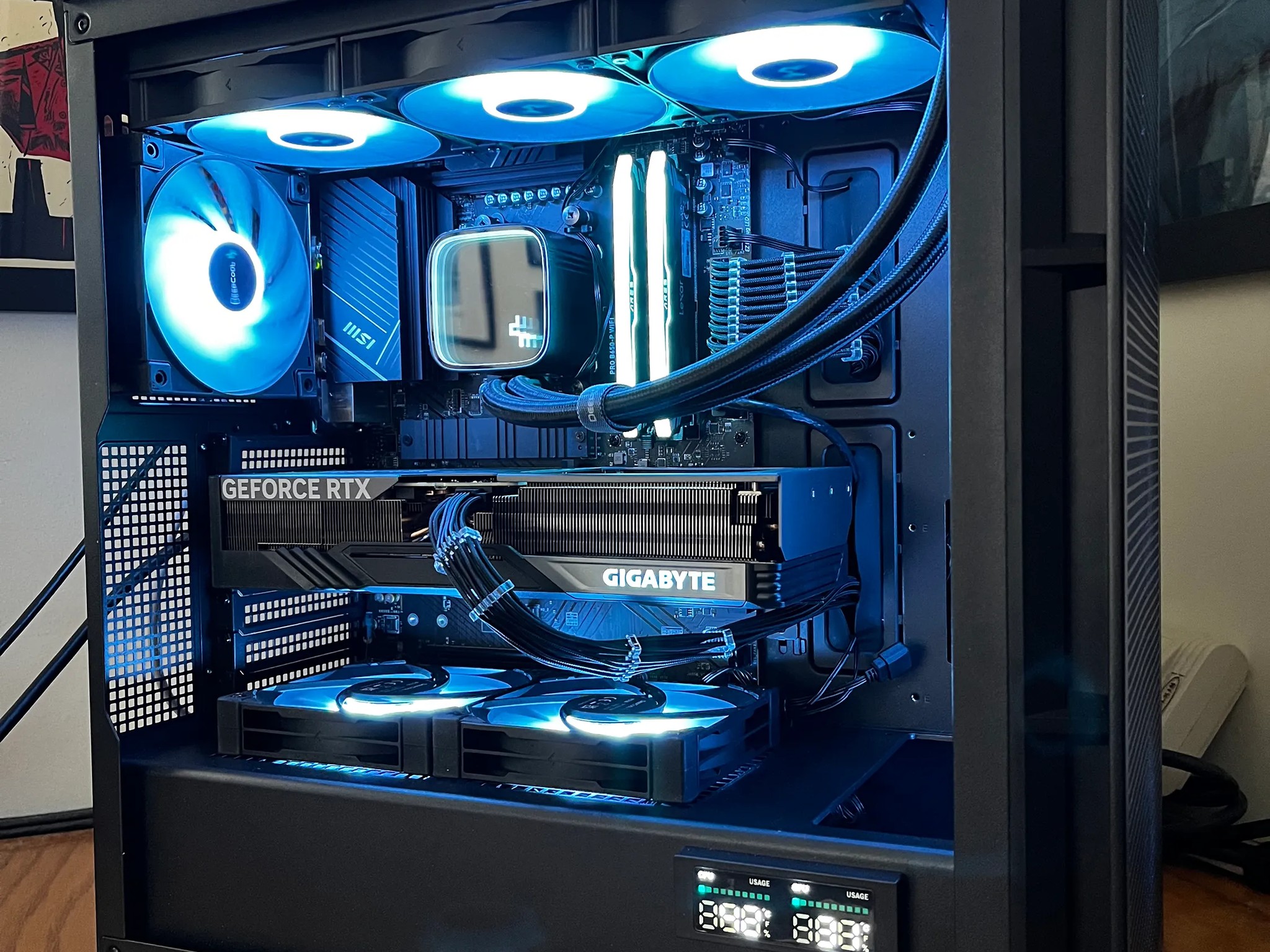 The Raven - Ryzen 5 7600X | RTX 4070 Ti OC | 32GB DDR5 @ 6000MT/s | 2TB storage | 850W PSU