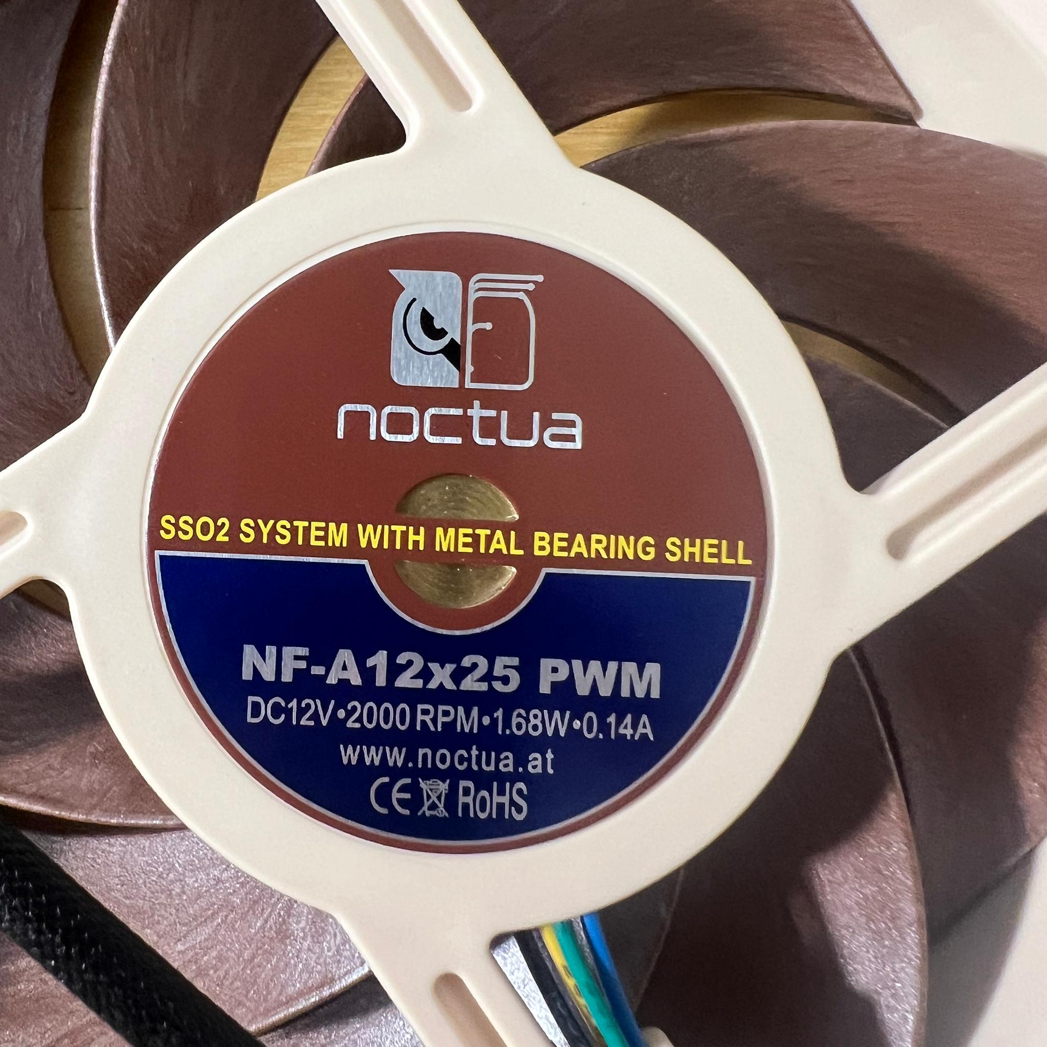 Noctua NF-A12x25 120mm case fan.