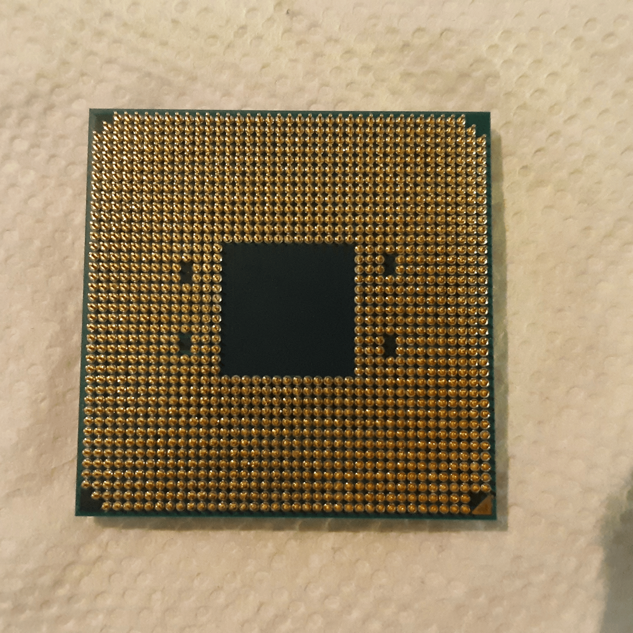 AMD Ryzen 5 2600X, 6C/12T CPU, 3.6 GHz, Socket AM4