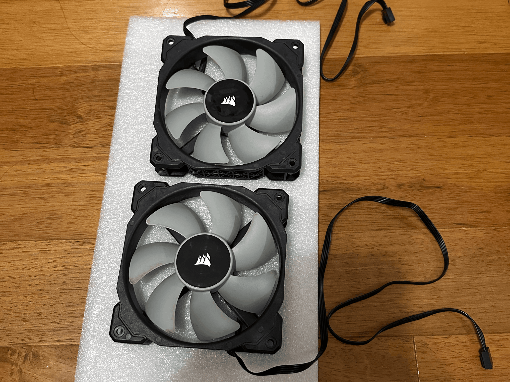 Corsair iCUE H100i RGB PRO XT Liquid CPU Cooler
