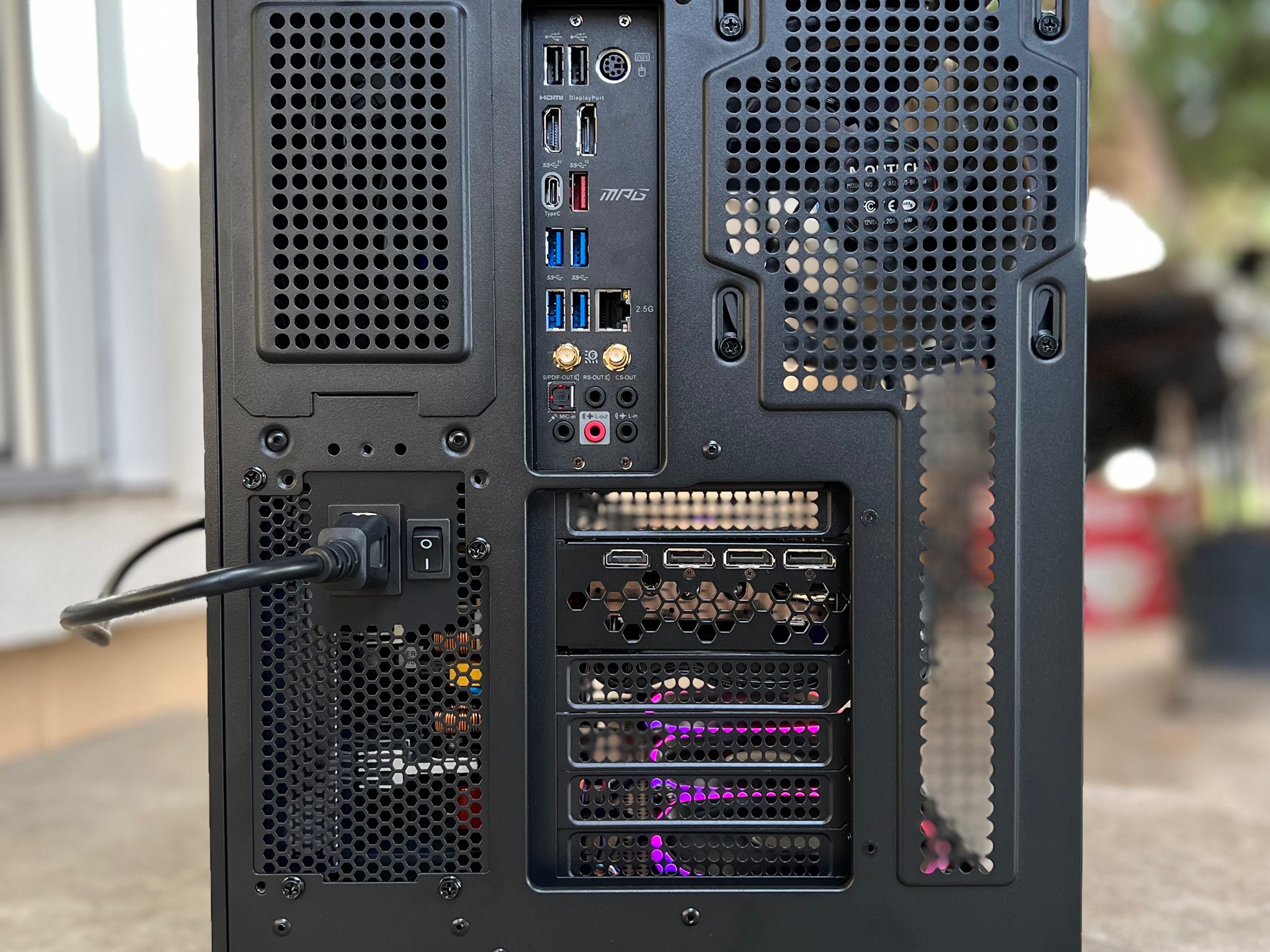 Rtx 3080 ti, i9 10850k, 32GB ram, high end gaming pc