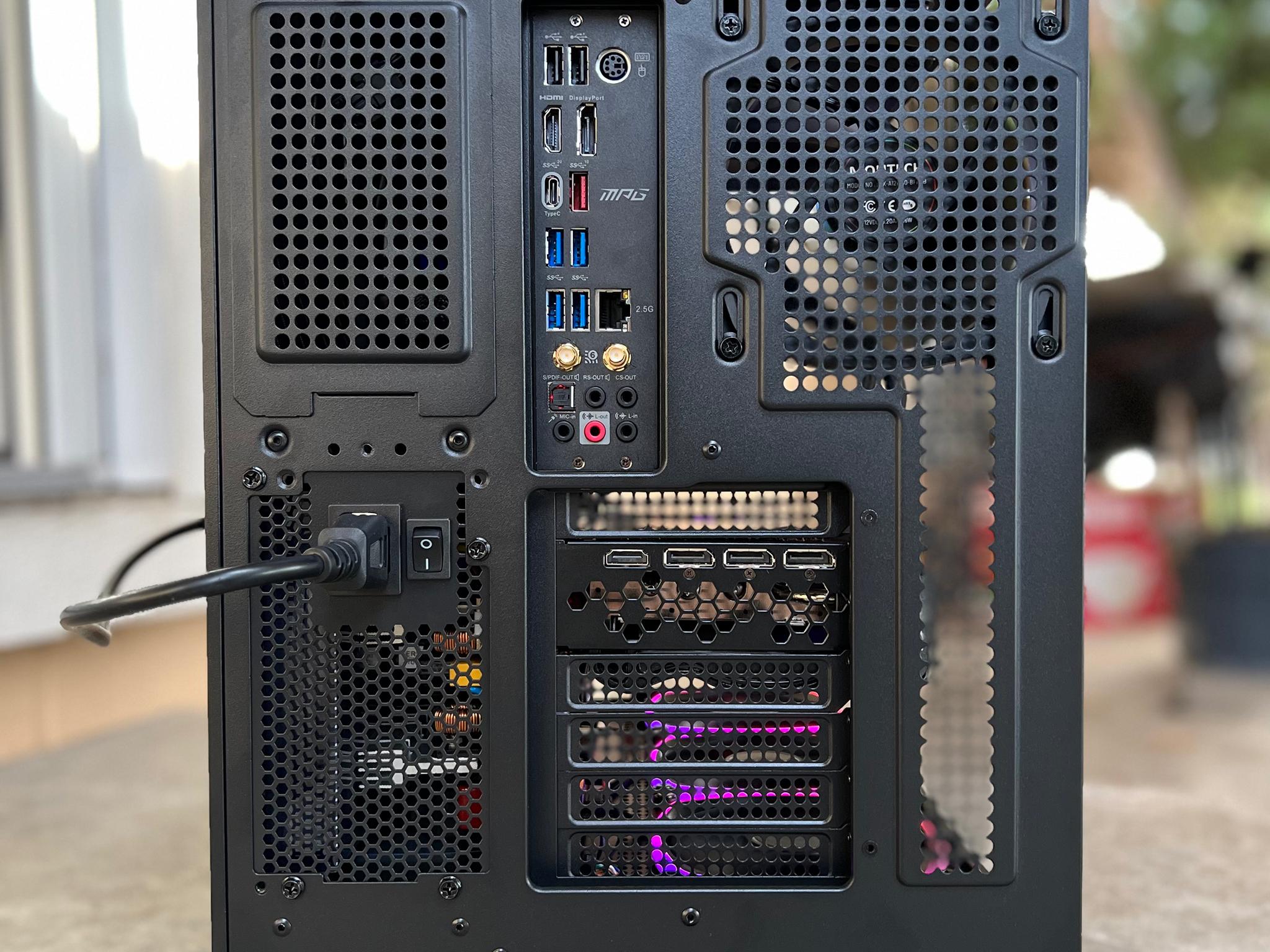 Rtx 3080 ti, i9 10850k, 32GB ram, high end gaming pc