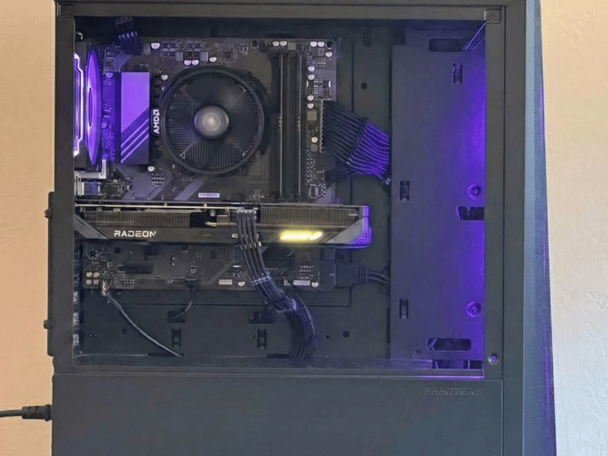 FREE SHIPPING 🖤 🌈 Black RGB Gaming PC | RX 9060 XT 16GB | Ryzen 5 7600 | 1TB SSD | 16GB...