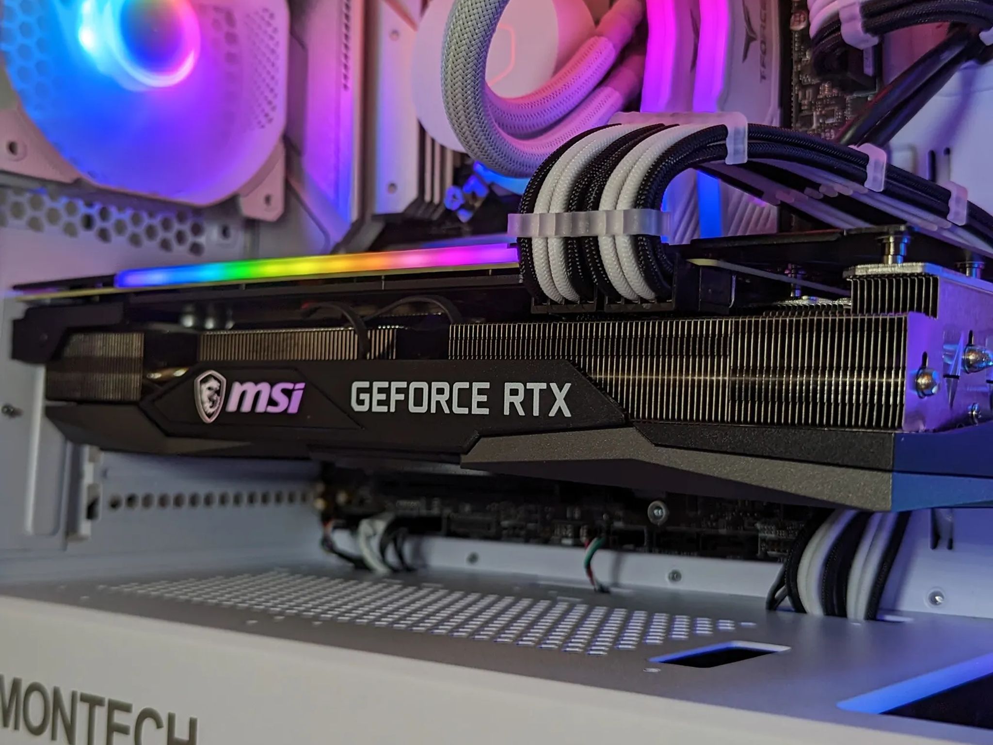 RTX 3070ti // i5 12600K // 16GB 3600Mhz DDR4 // 1TB Gen4 NVMe // WiFi